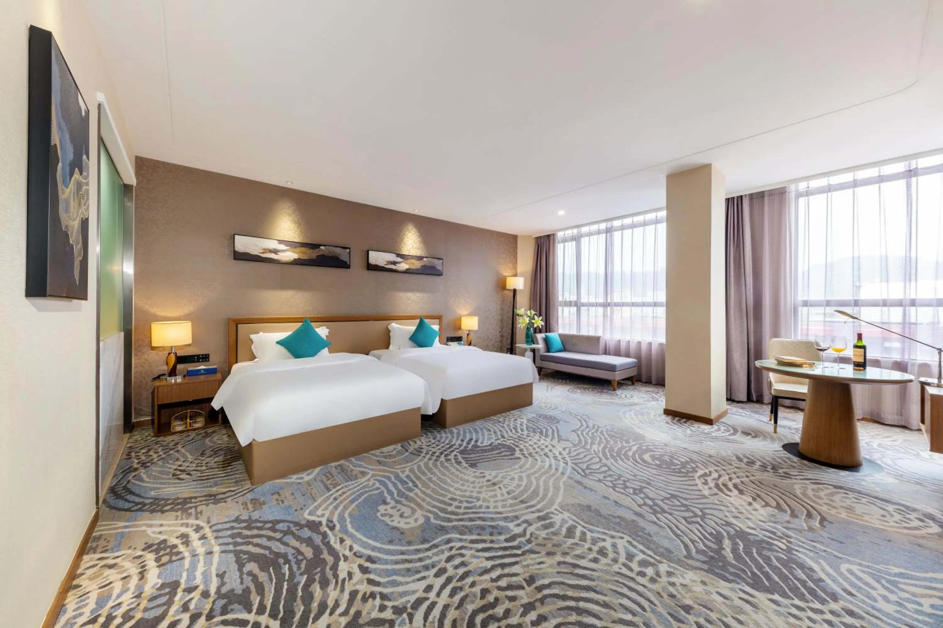 Bedroom, Bed in Qianhai Holiday Hotel