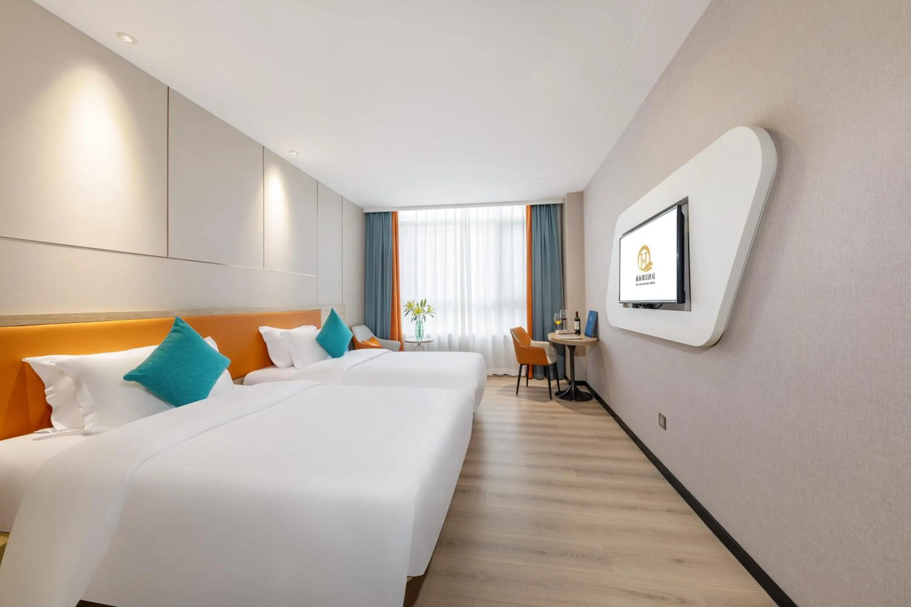 Bedroom, Bed in Qianhai Holiday Hotel