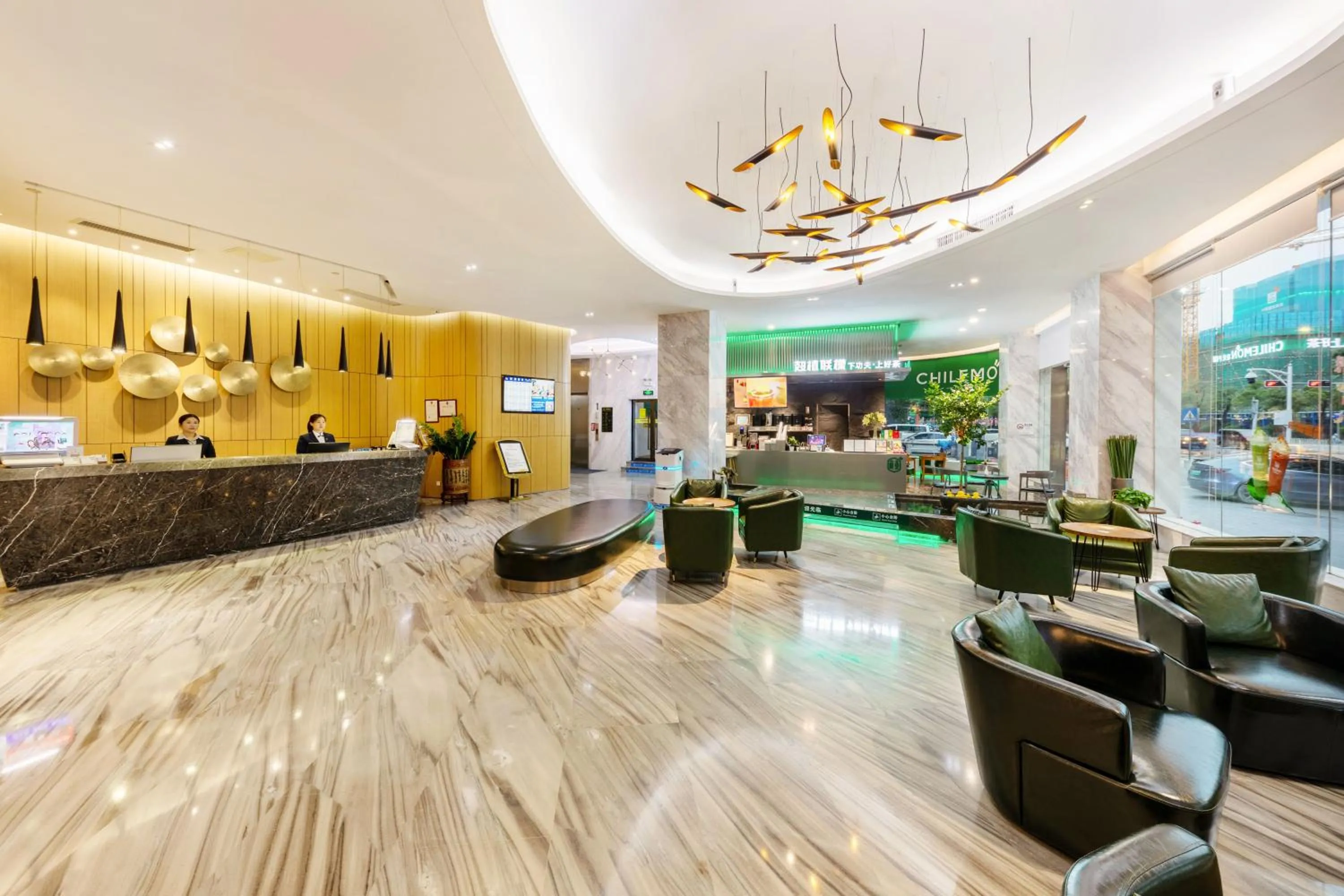 Lobby or reception in Qianhai Holiday Hotel