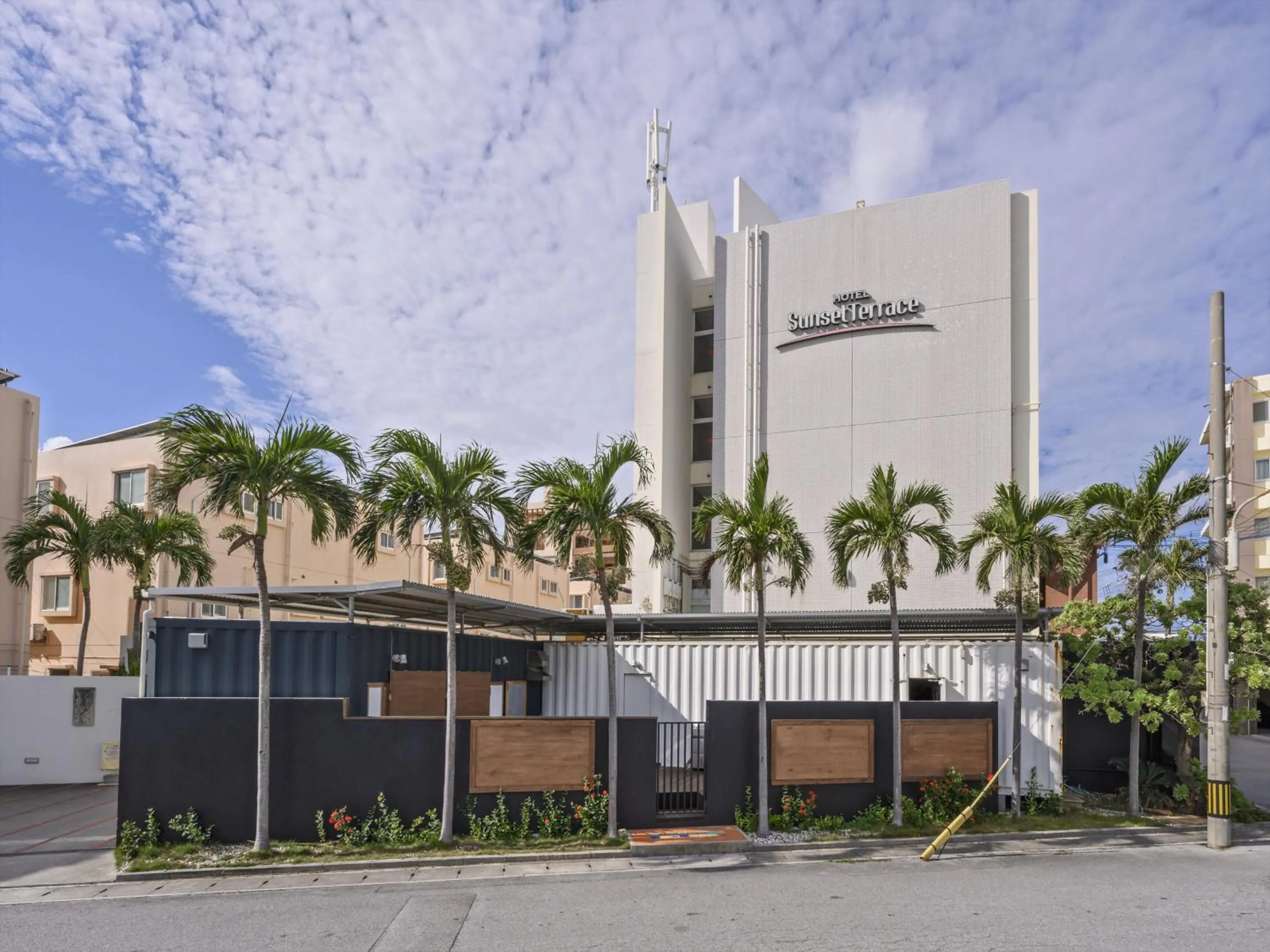 Property building in Hotel Sunset Terrace