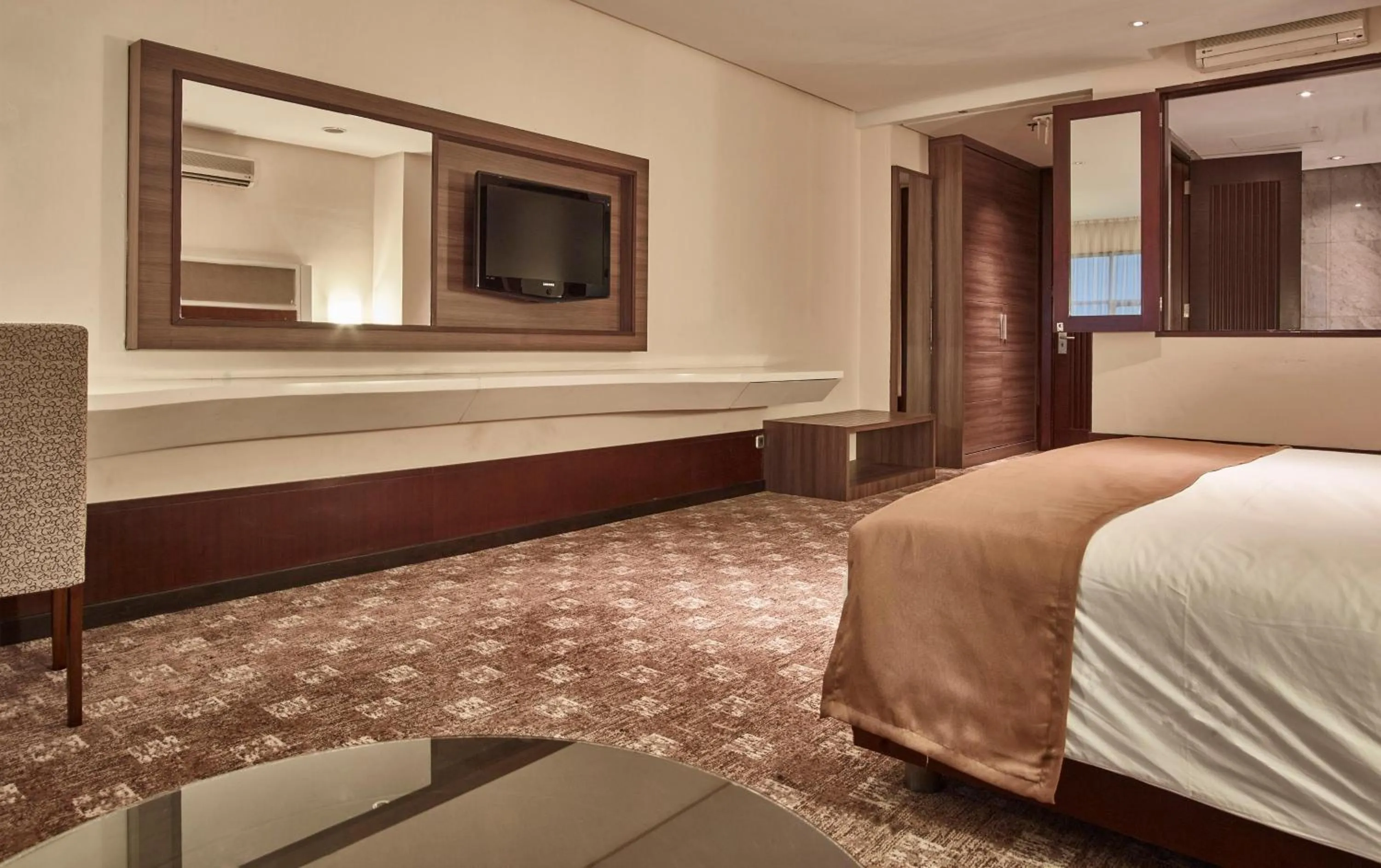 Bedroom in President Executive Club