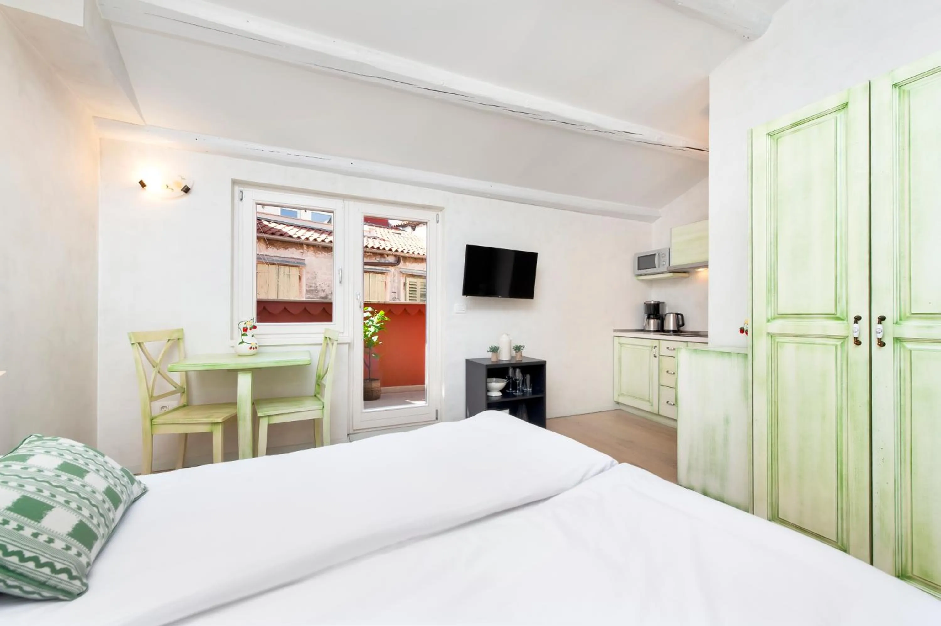 Balcony/Terrace, Bed in Casa Matteotti