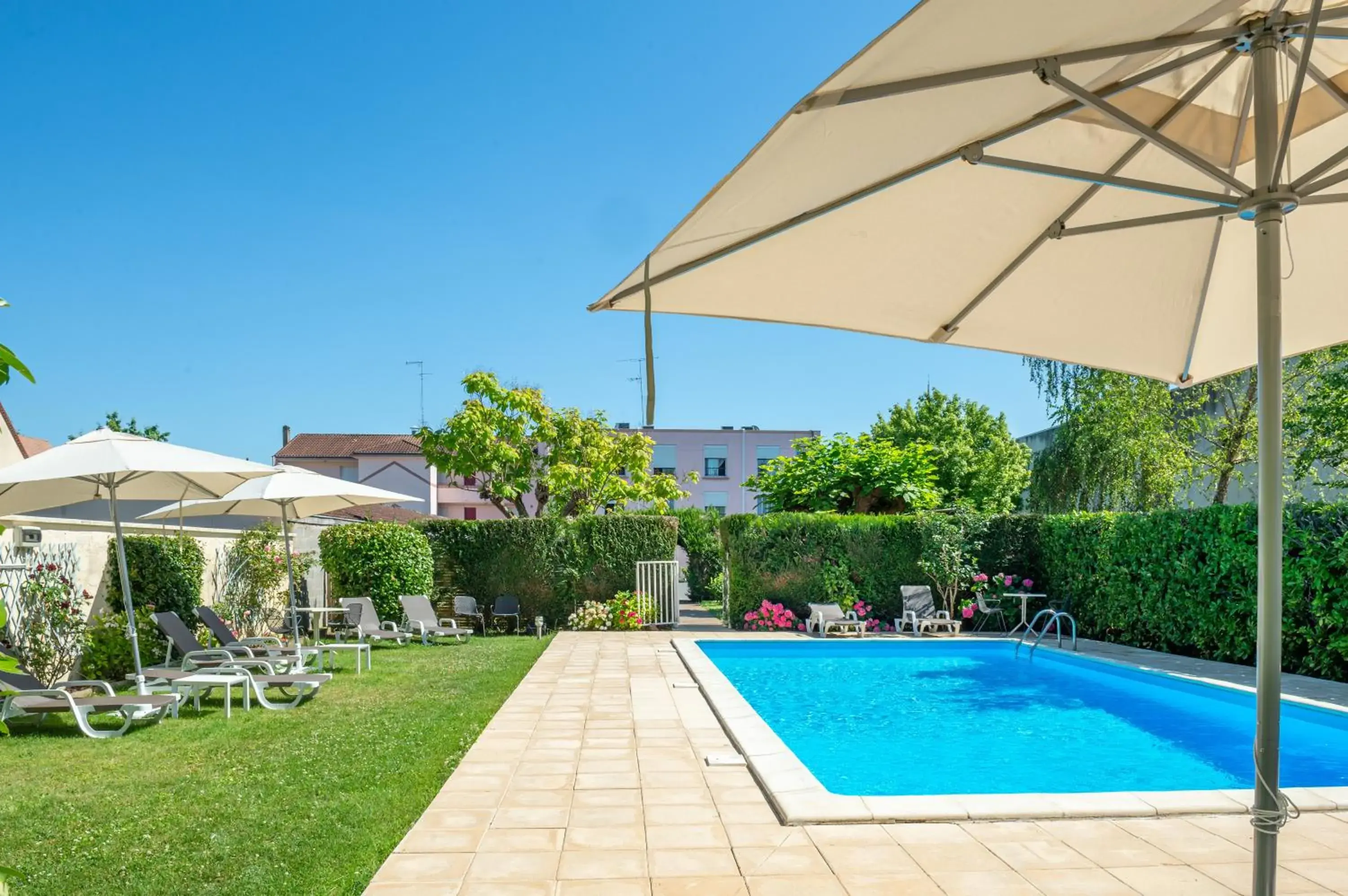 Superior Twin Room in Brit Hotel Europ Bergerac Superior Twin Room in Brit Hotel Europ Bergerac