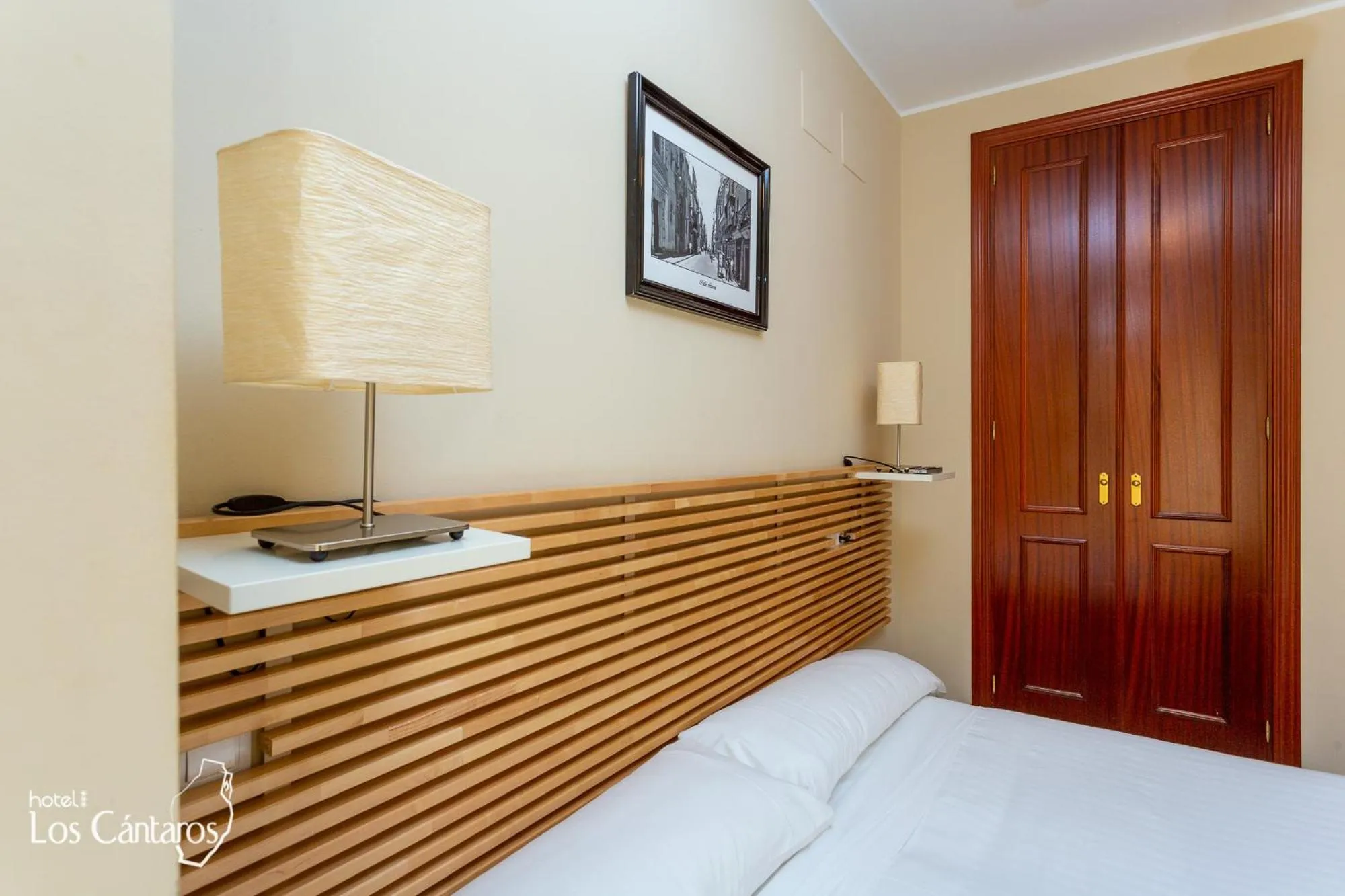 Bed in Apartamentos Los Cantaros