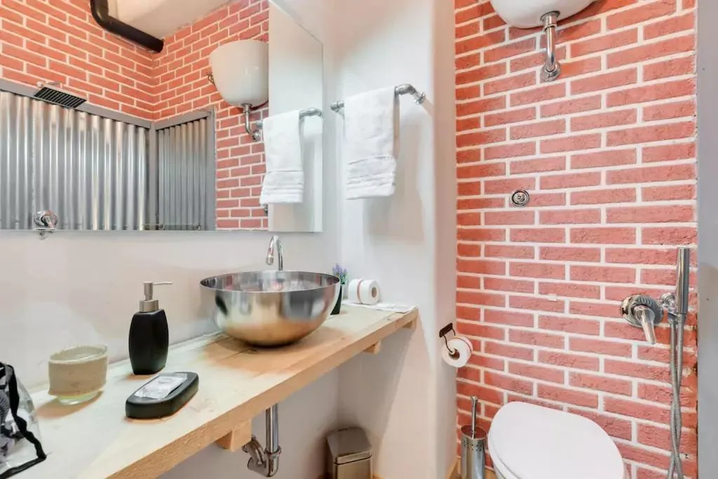 Moonlight Inn Guesthouse