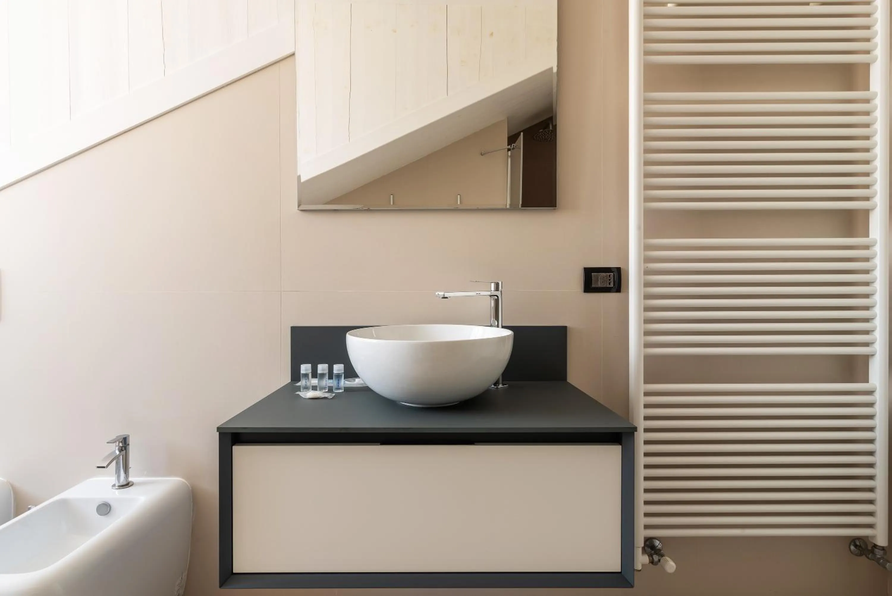 easyhomes - Brera Luxury Suites