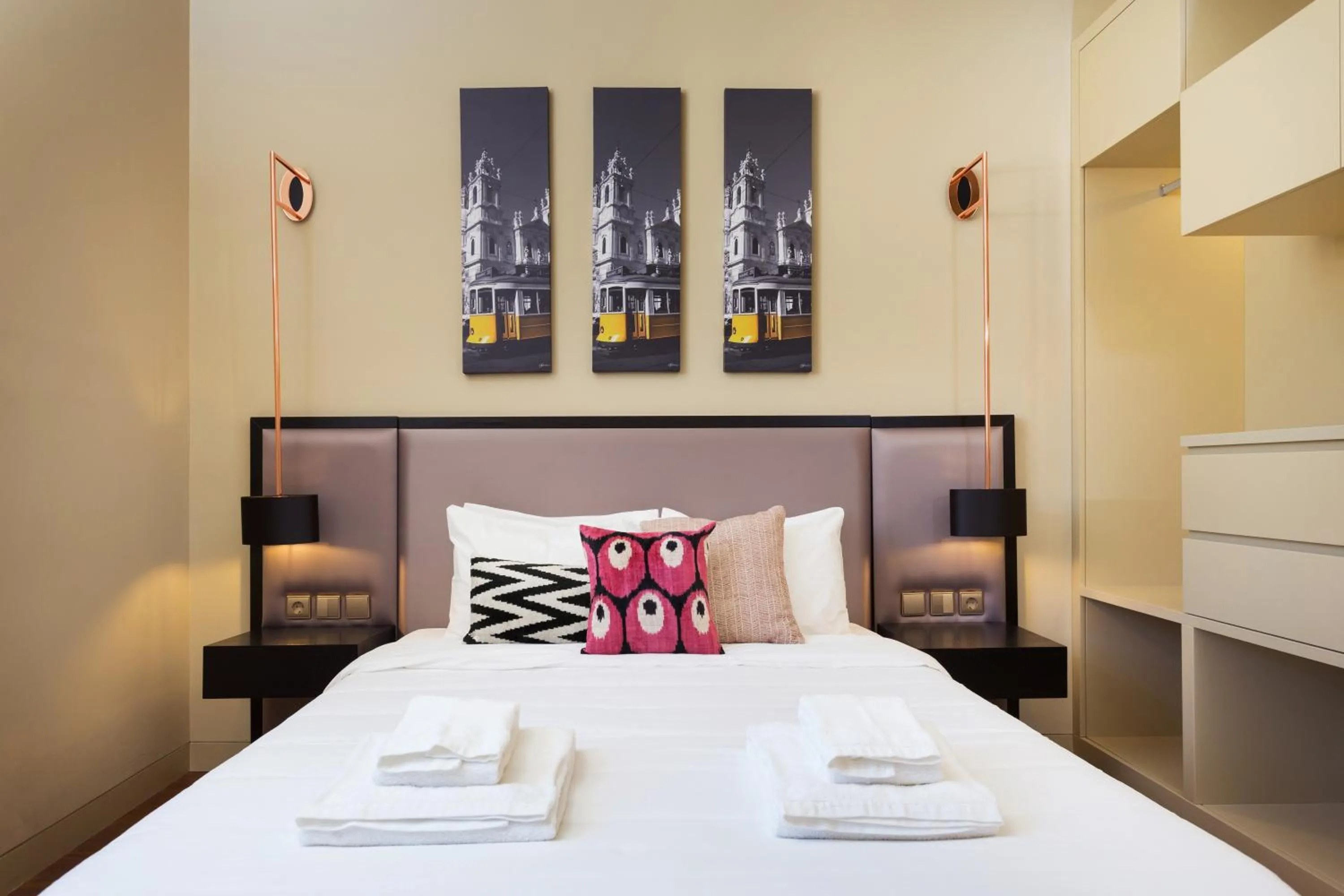 Bedroom, Bed in Lisbon Finestay 8 Building Apartments