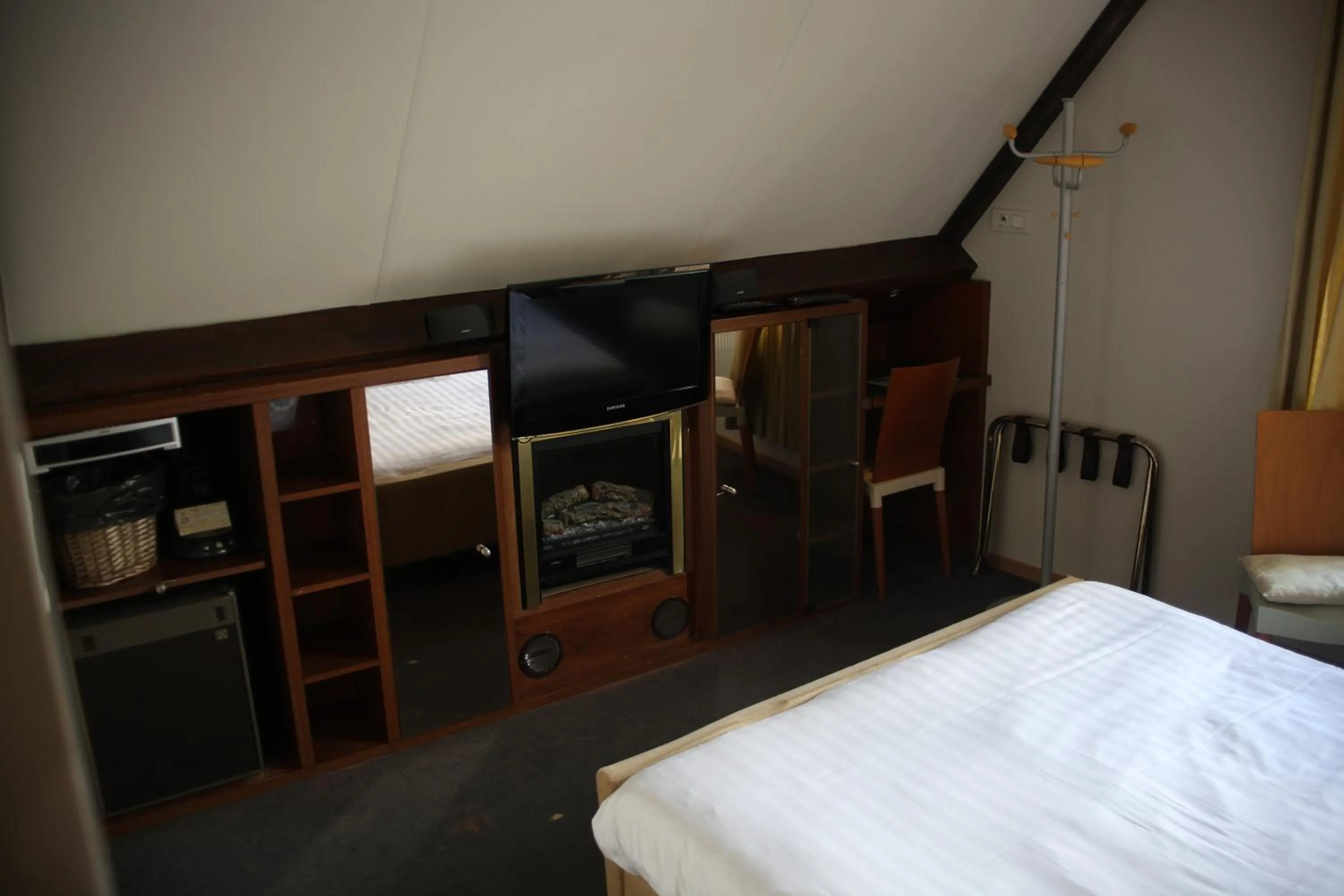 Photo of the whole room, Bed in Hotel Salvators