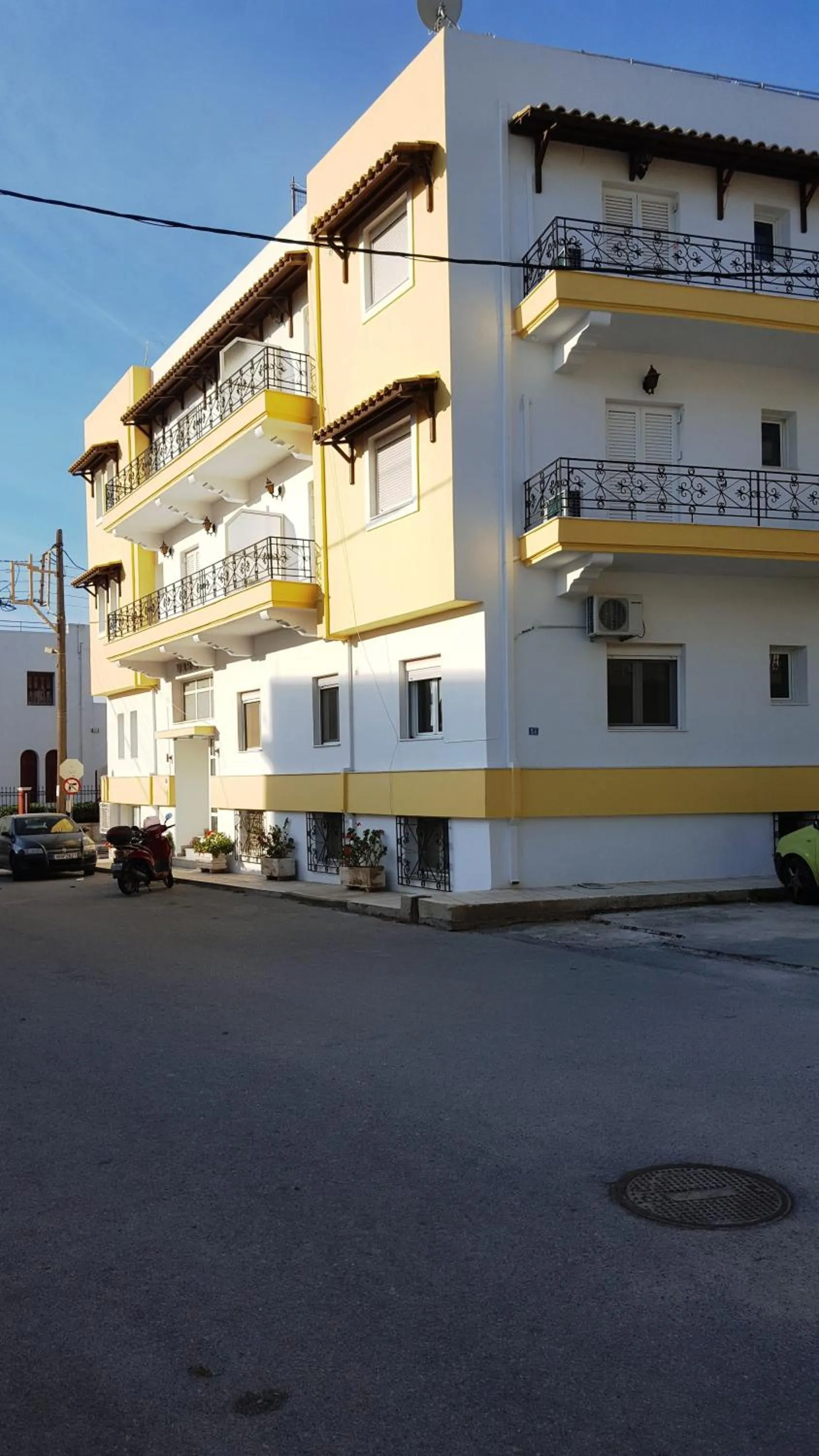 Property building in Varmy