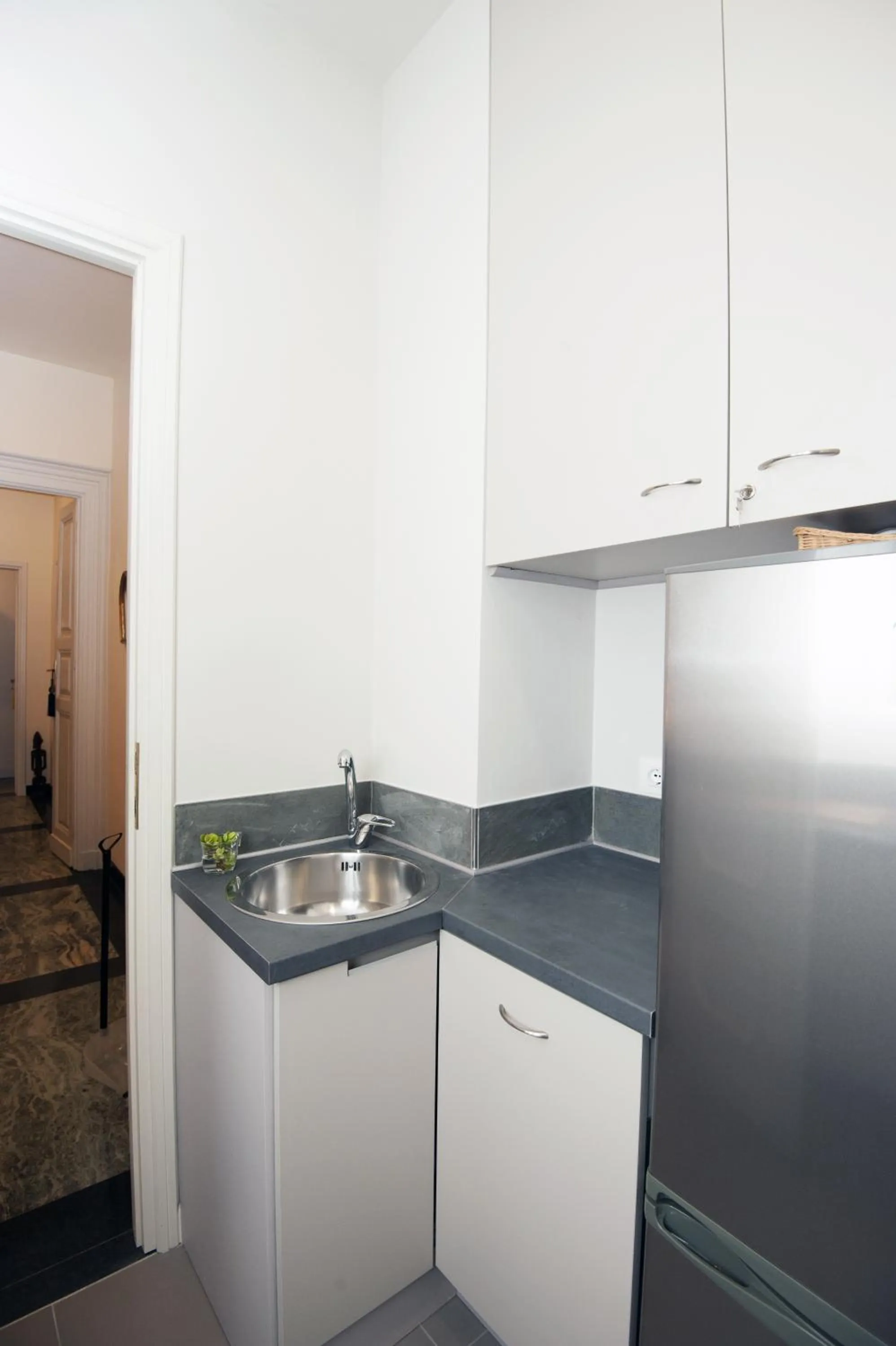 Kitchen or kitchenette in B&B Torino Crocetta