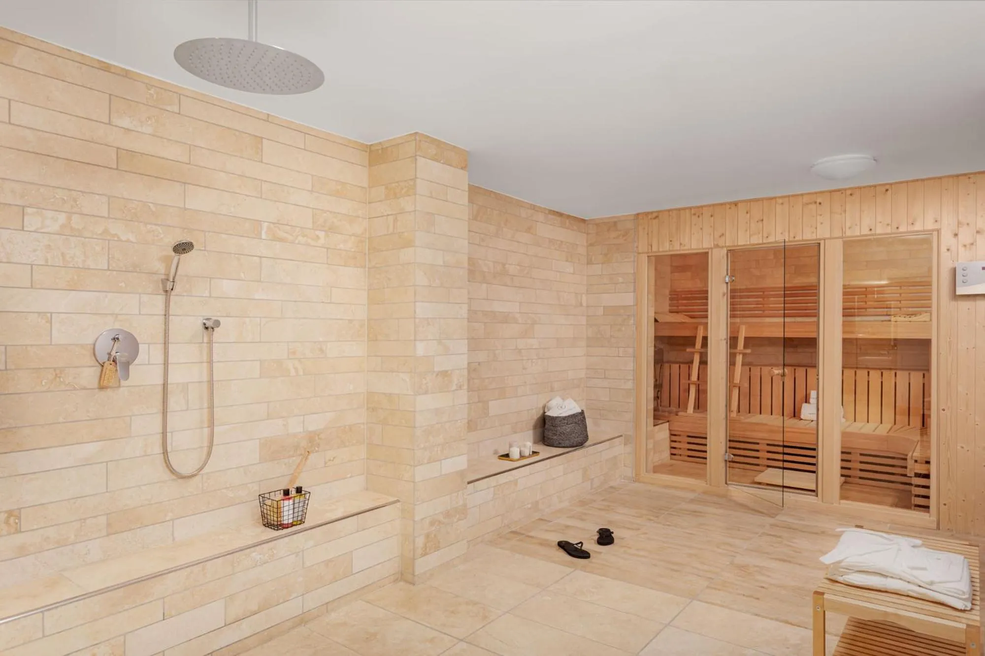 Spa and wellness centre/facilities in VISIONAPARTMENTS Lucerne - contactless check-in