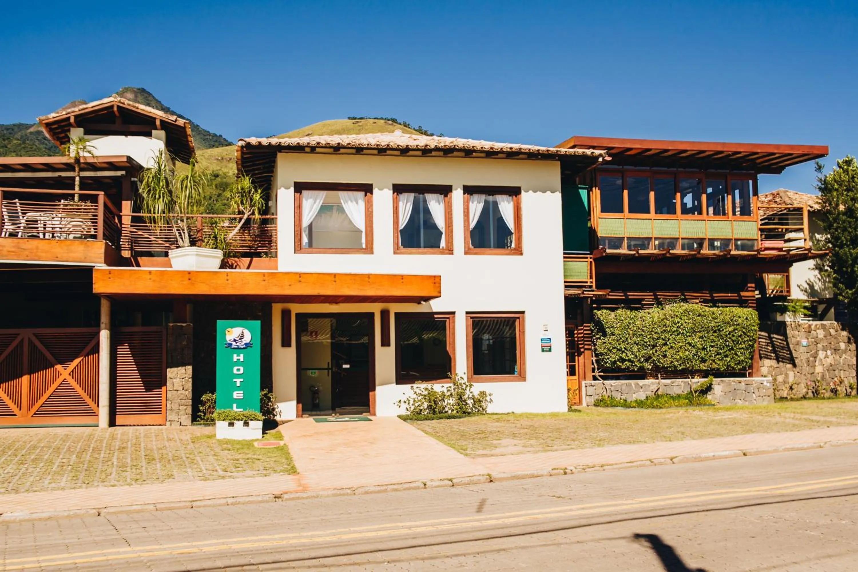 Property building in Hotel Fita Azul