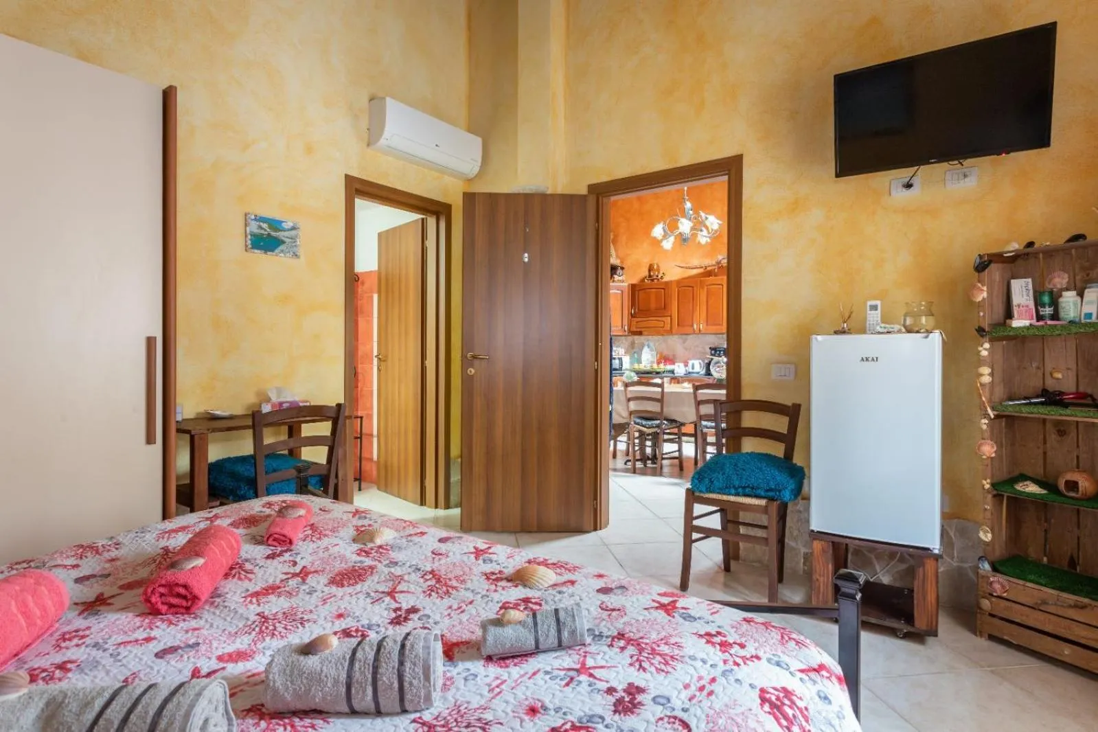 Double Room with Private Bathroom in Affittacamere Shardana