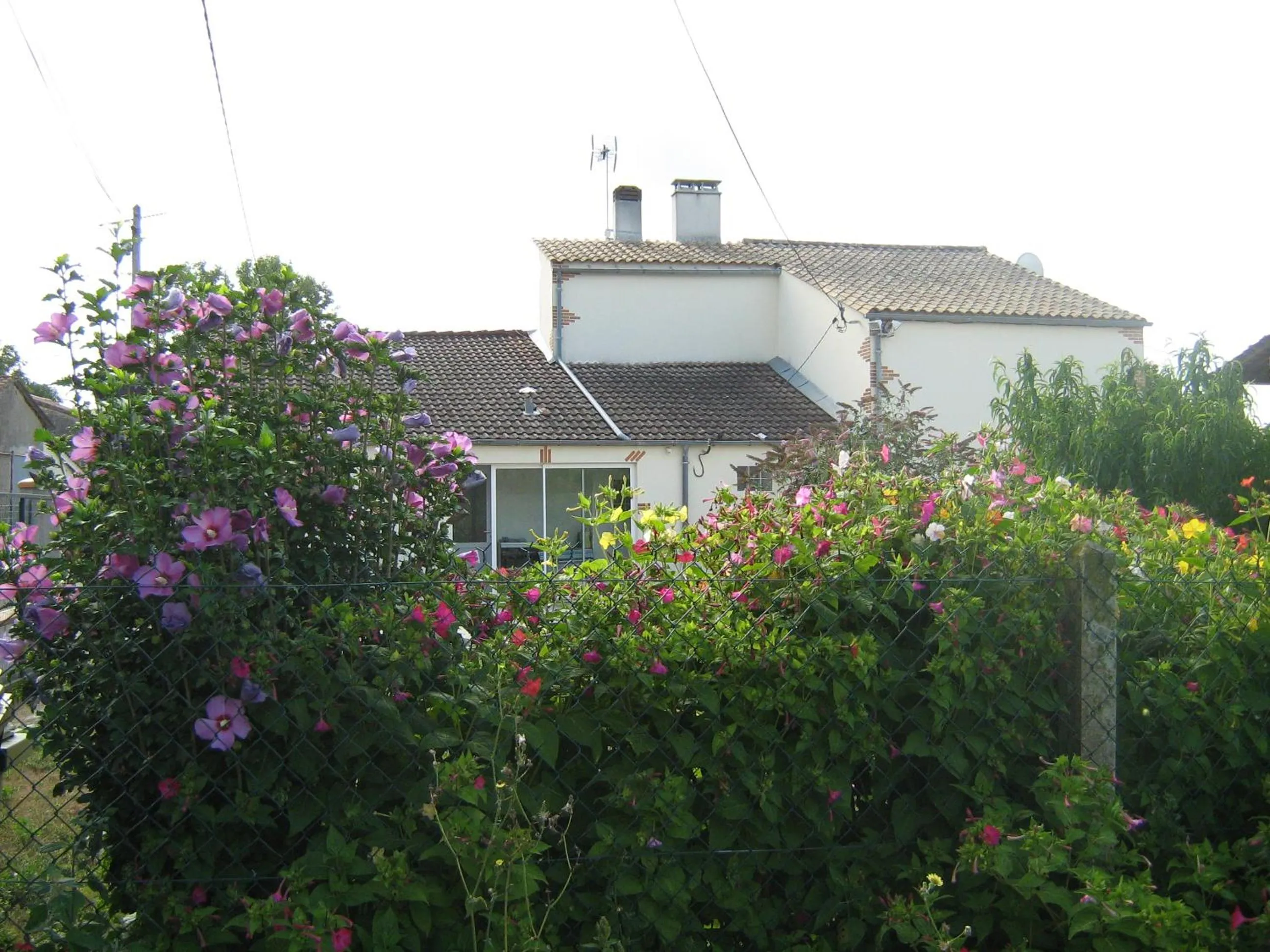 Facade/entrance in La Halte de Segondignac