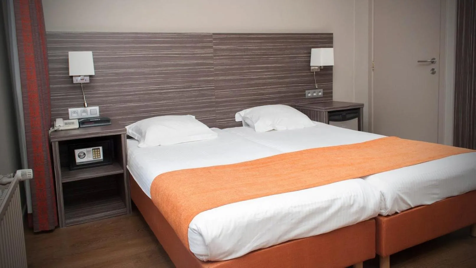 Photo of the whole room, Bed in Hotel Castel