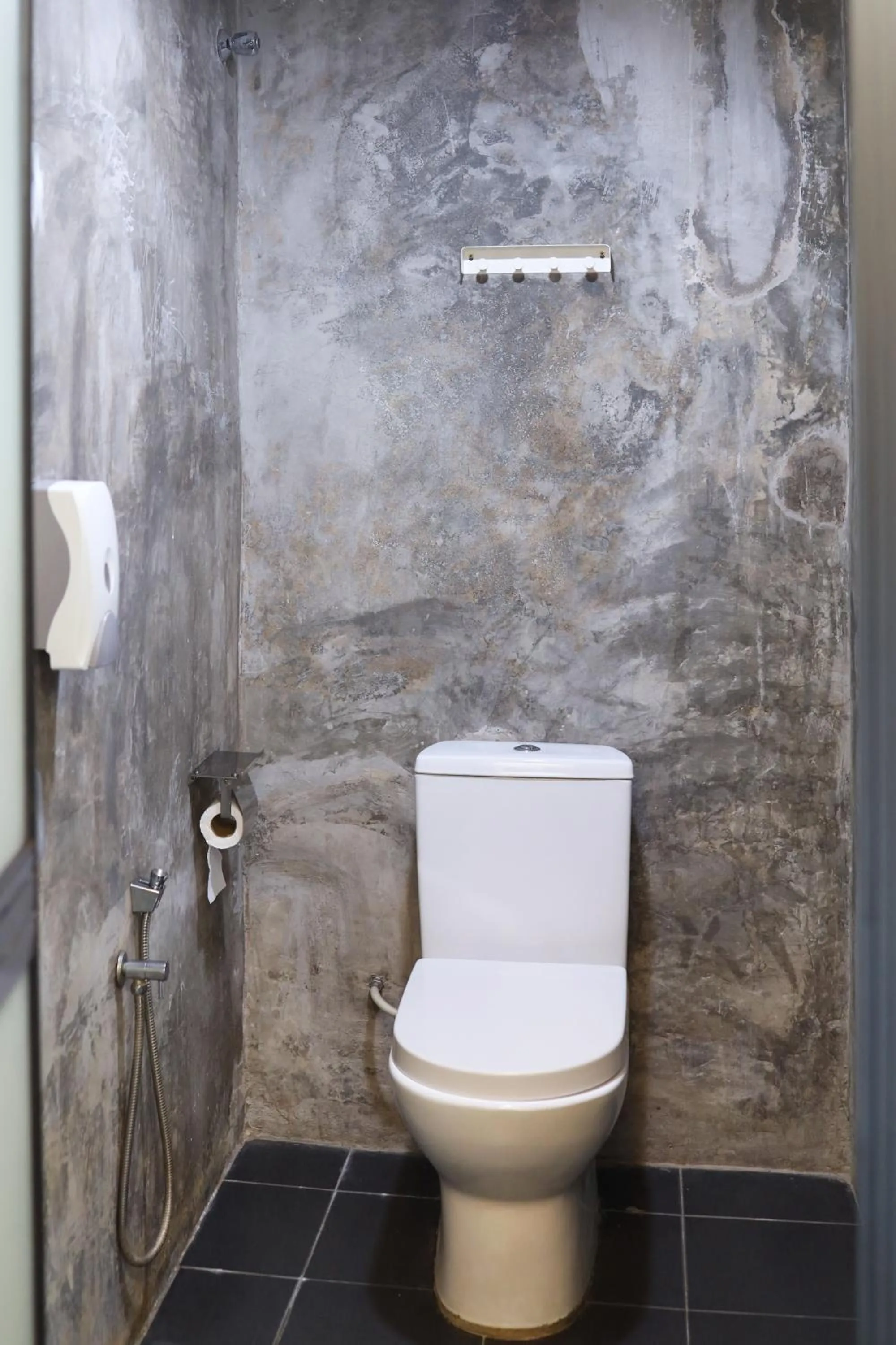 Toilet in Suite 18 Boutique Hotel