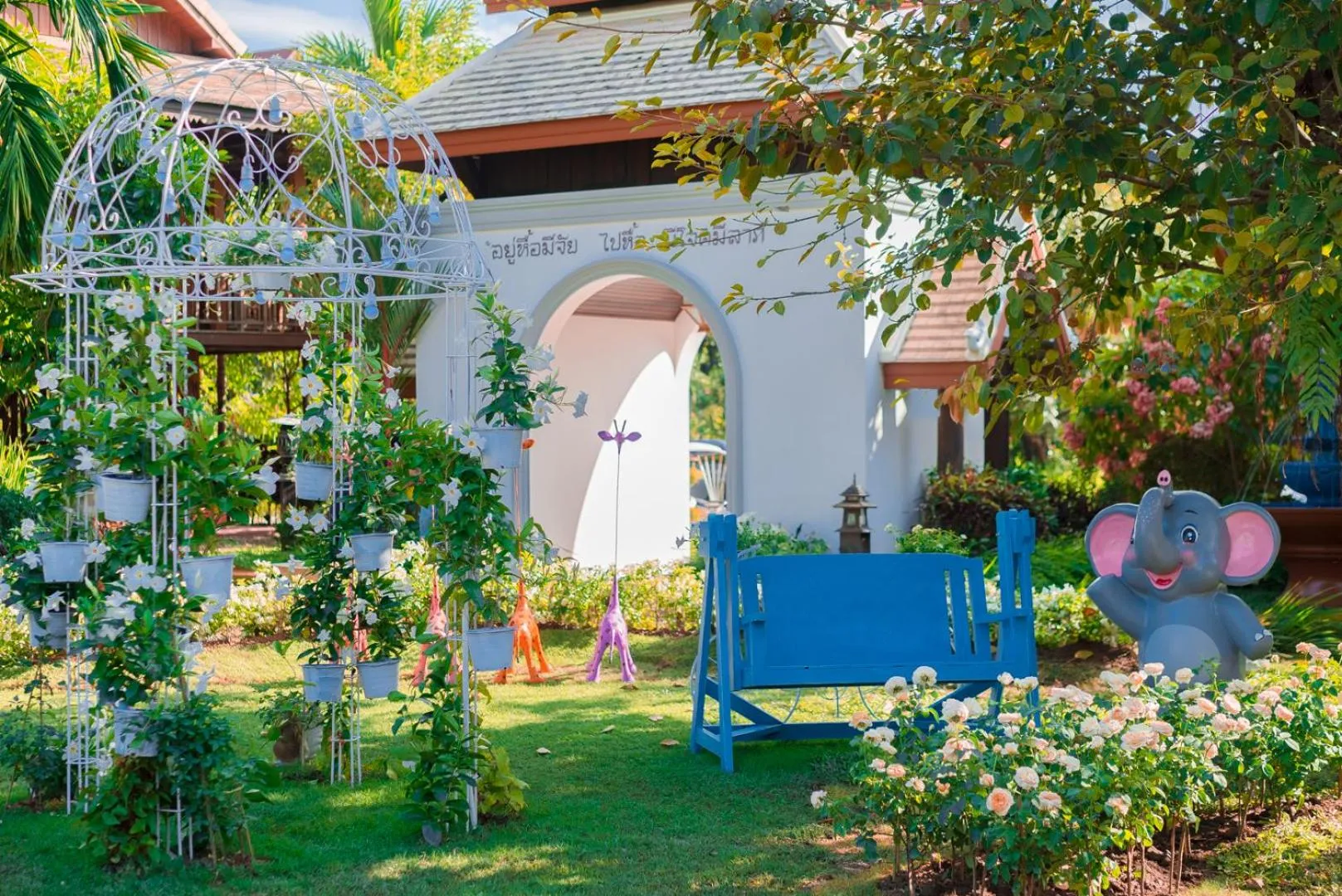 Facade/entrance in ViangNgam LanNa Villa Resort (SHA Extra Plus)