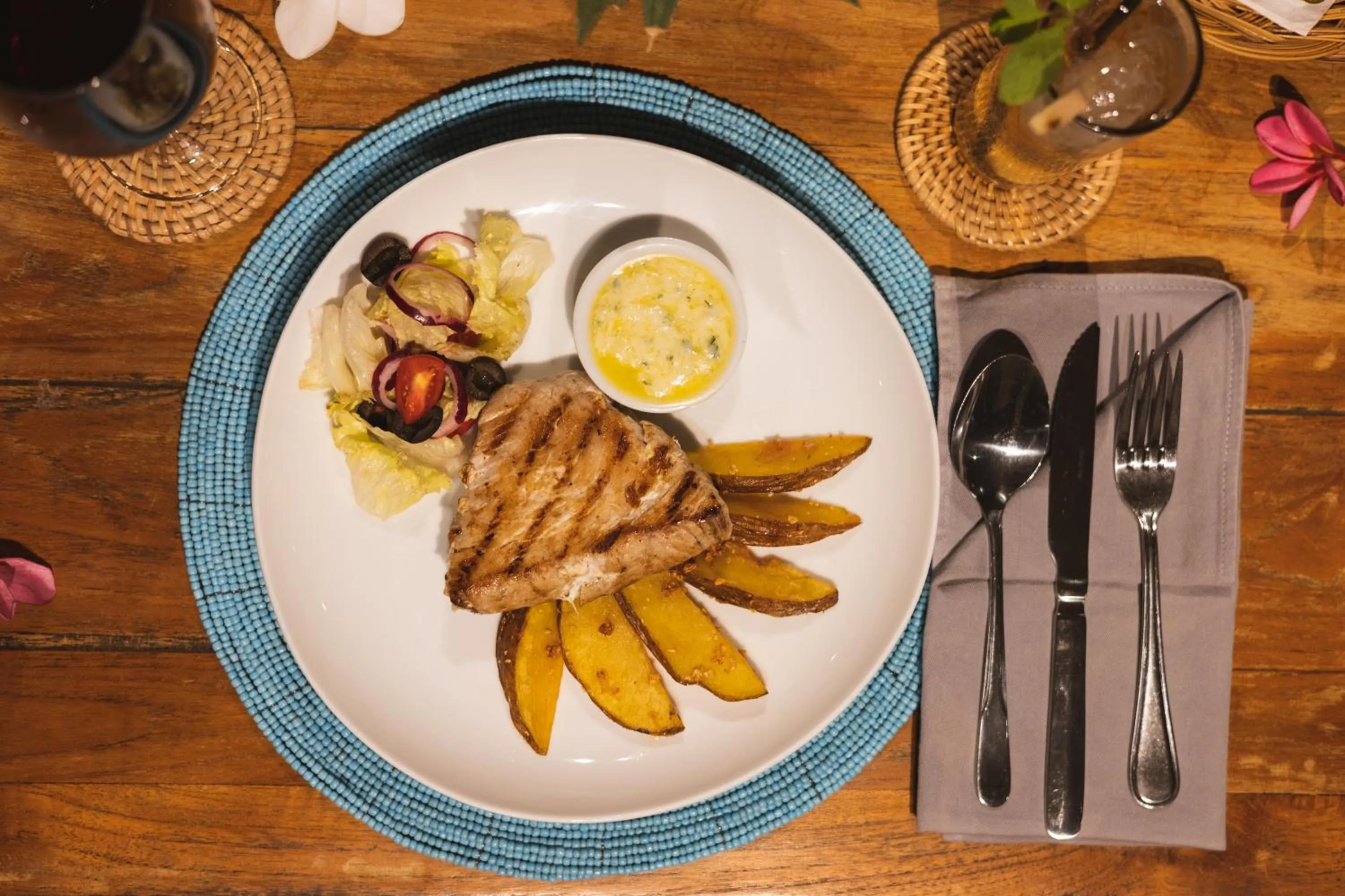 Restaurant/places to eat in Villas Edenia - Luxe Villas with Private Pools