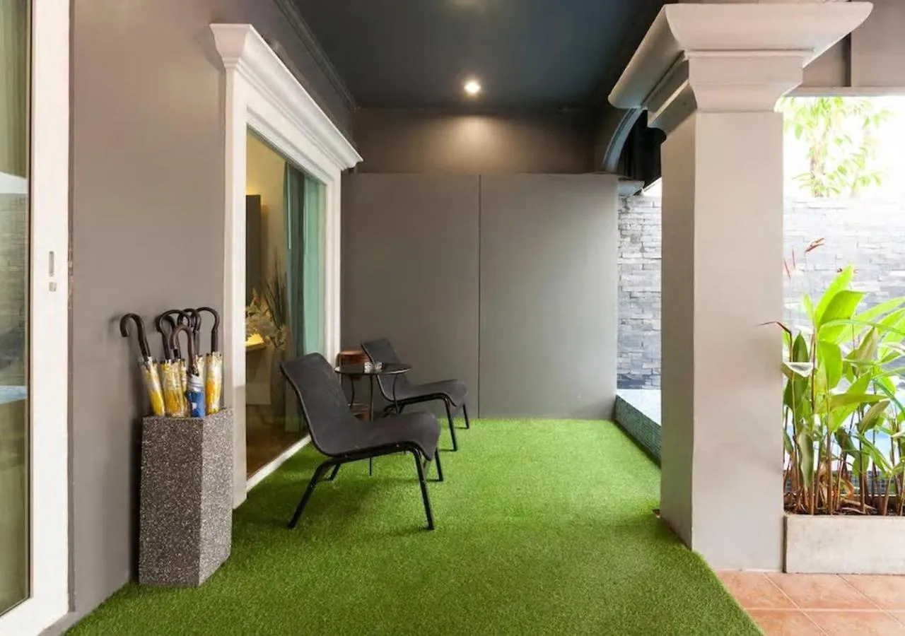 Seating area in Sirinan Villa Nimman ChiangMai