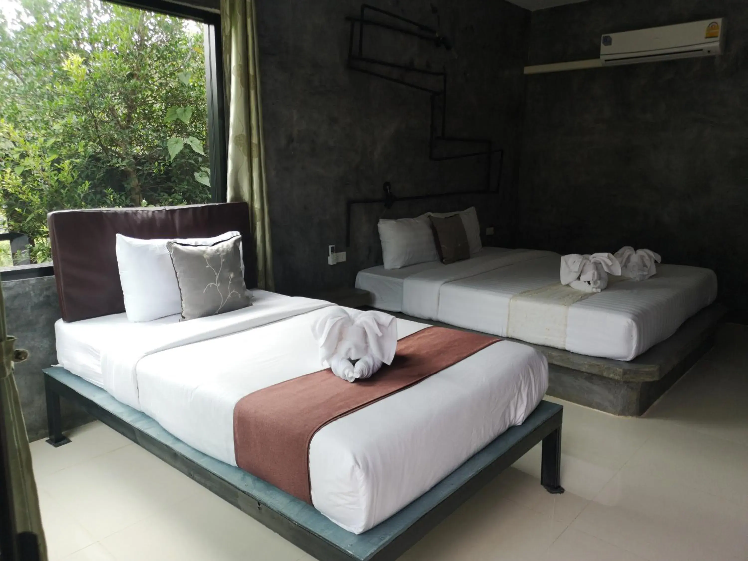 Standard Triple Room in Keeree Loft Resort คีรีลอฟท์รีสอร์ท Standard Triple Room in Keeree Loft Resort คีรีลอฟท์รีสอร์ท