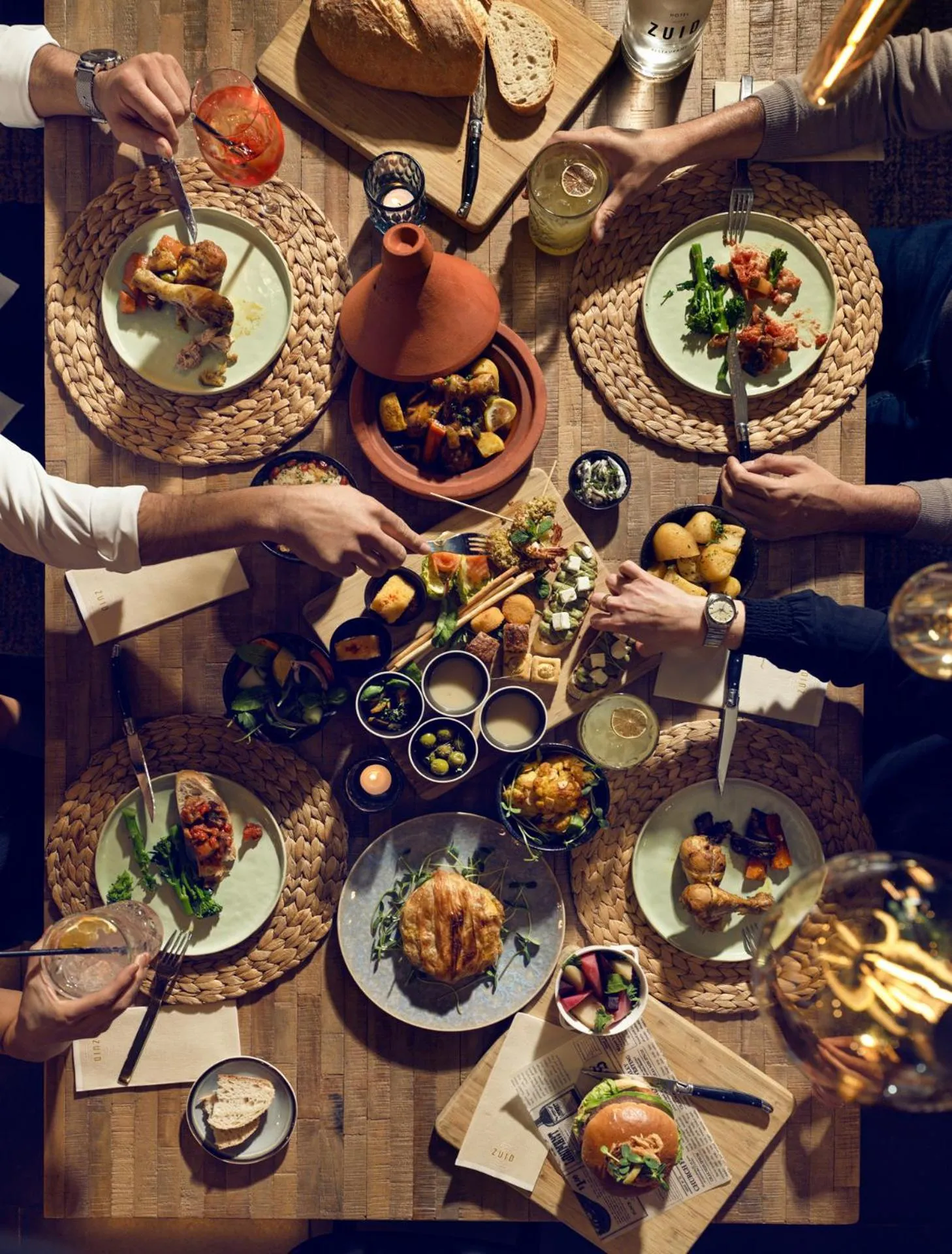 Restaurant/places to eat in Hotel Zuid