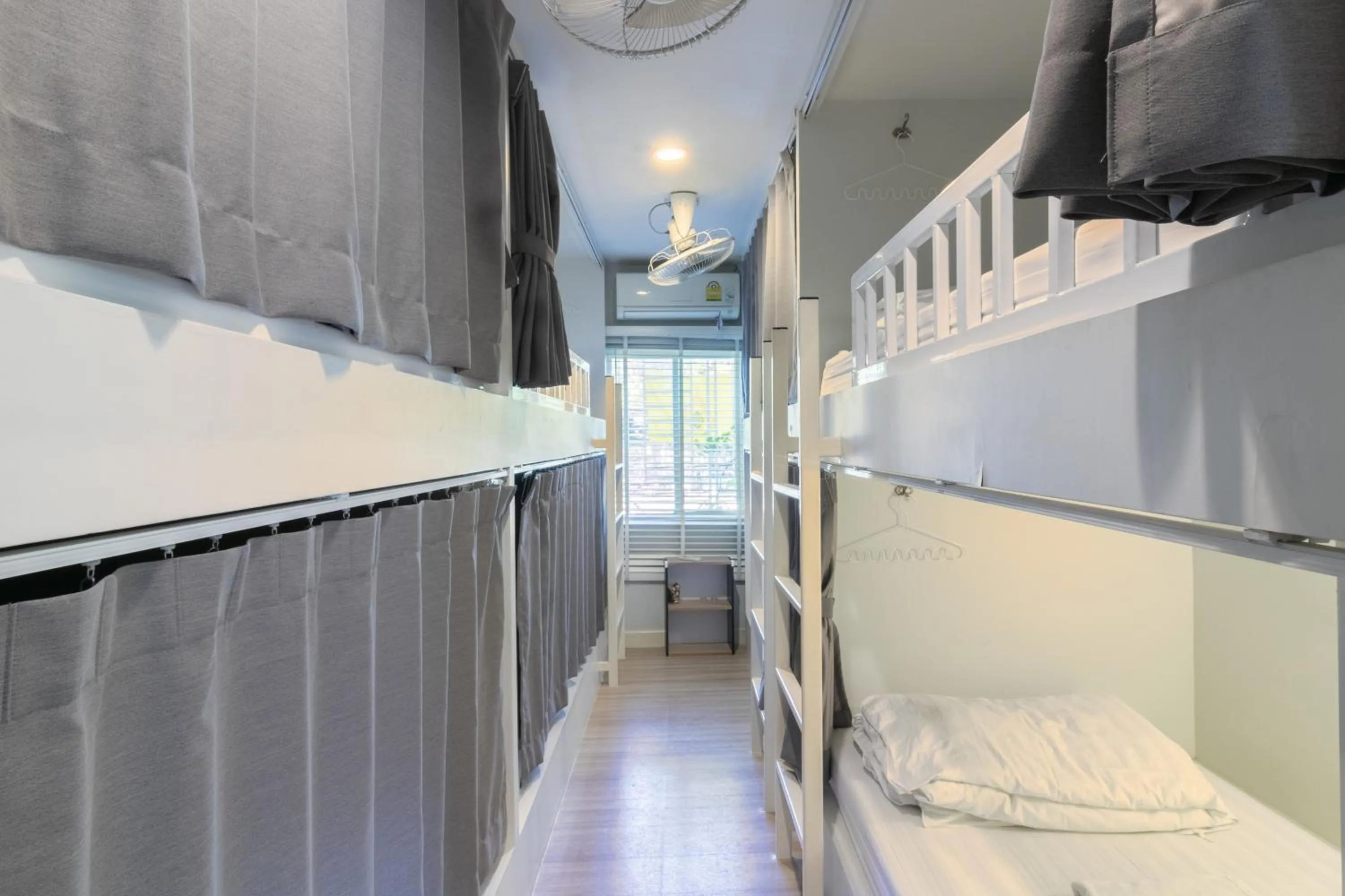 bunk bed, Bed in Ratana Boutique Hostel