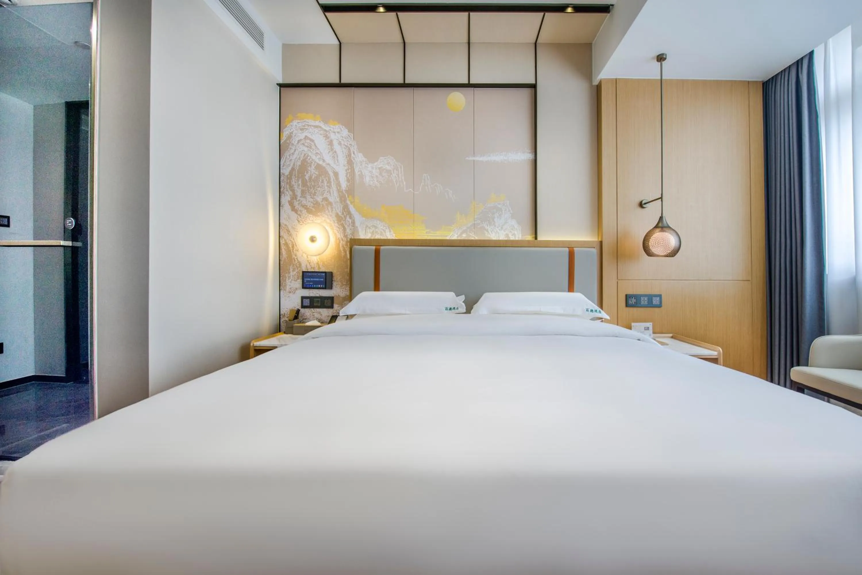 Bed in Yiwu Baide Theme Hotel