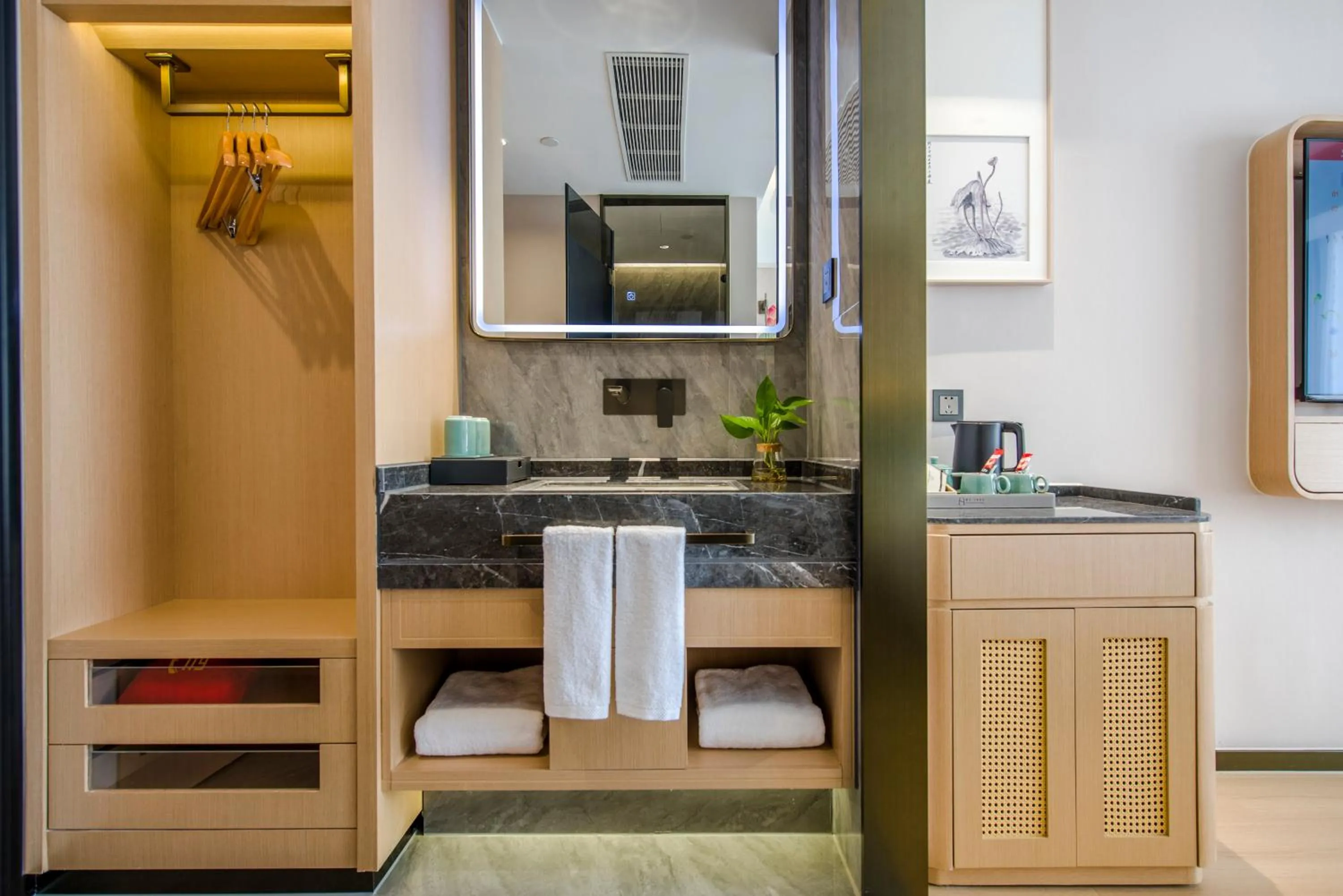 Bathroom in Yiwu Baide Theme Hotel