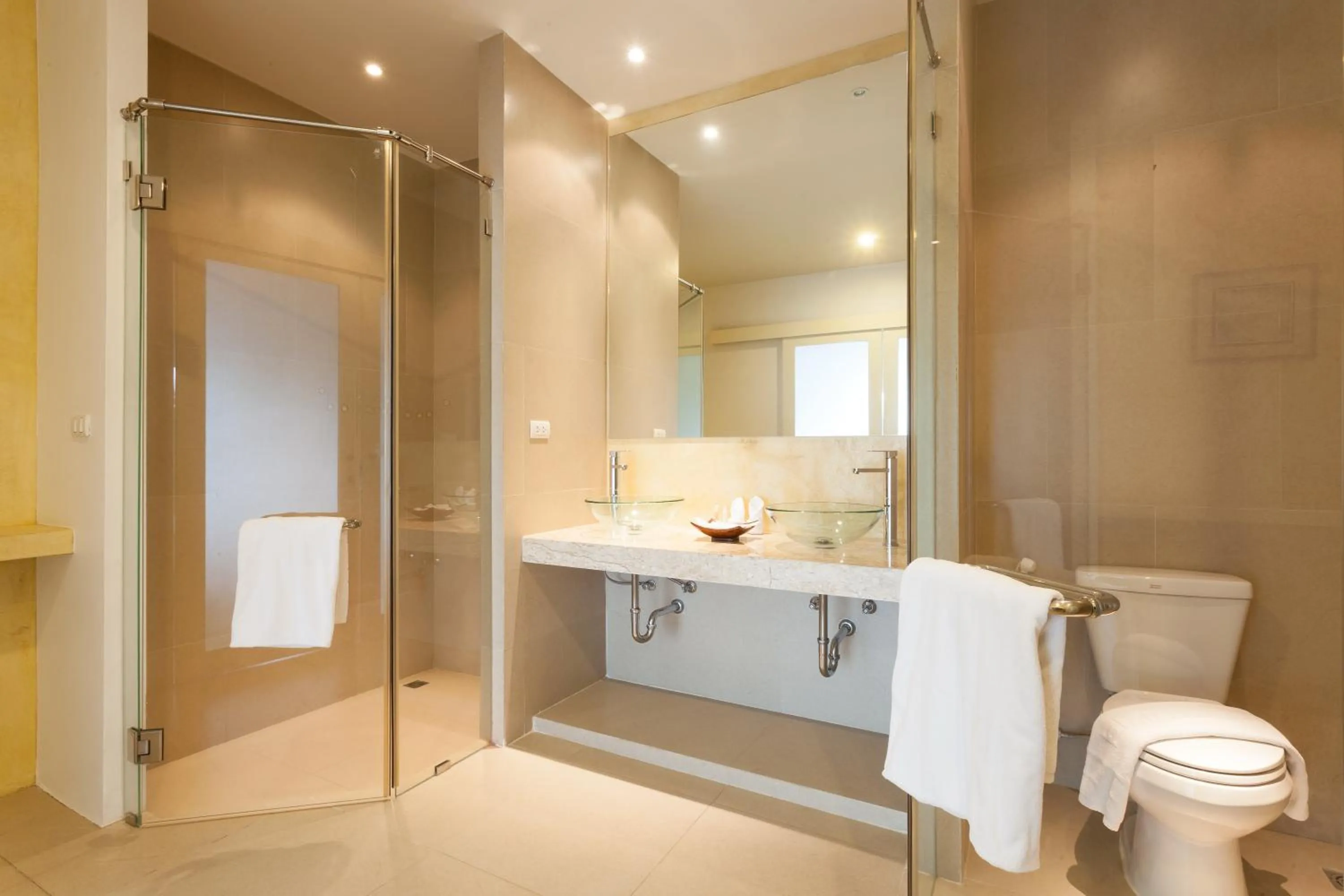 Bathroom in Amala Grand Bleu Resort Hilltops - SHA