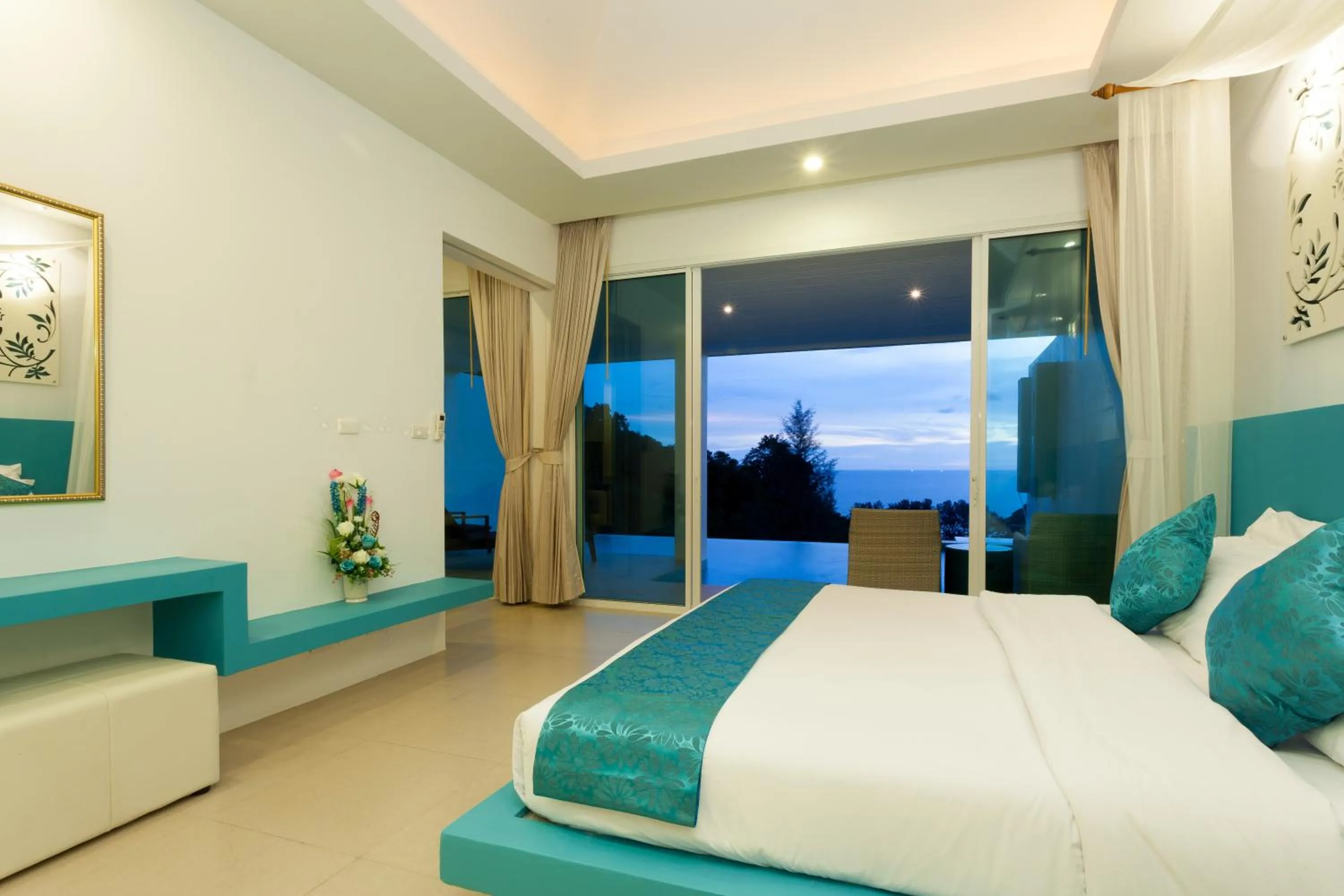 Bedroom, Bed in Amala Grand Bleu Resort Hilltops - SHA