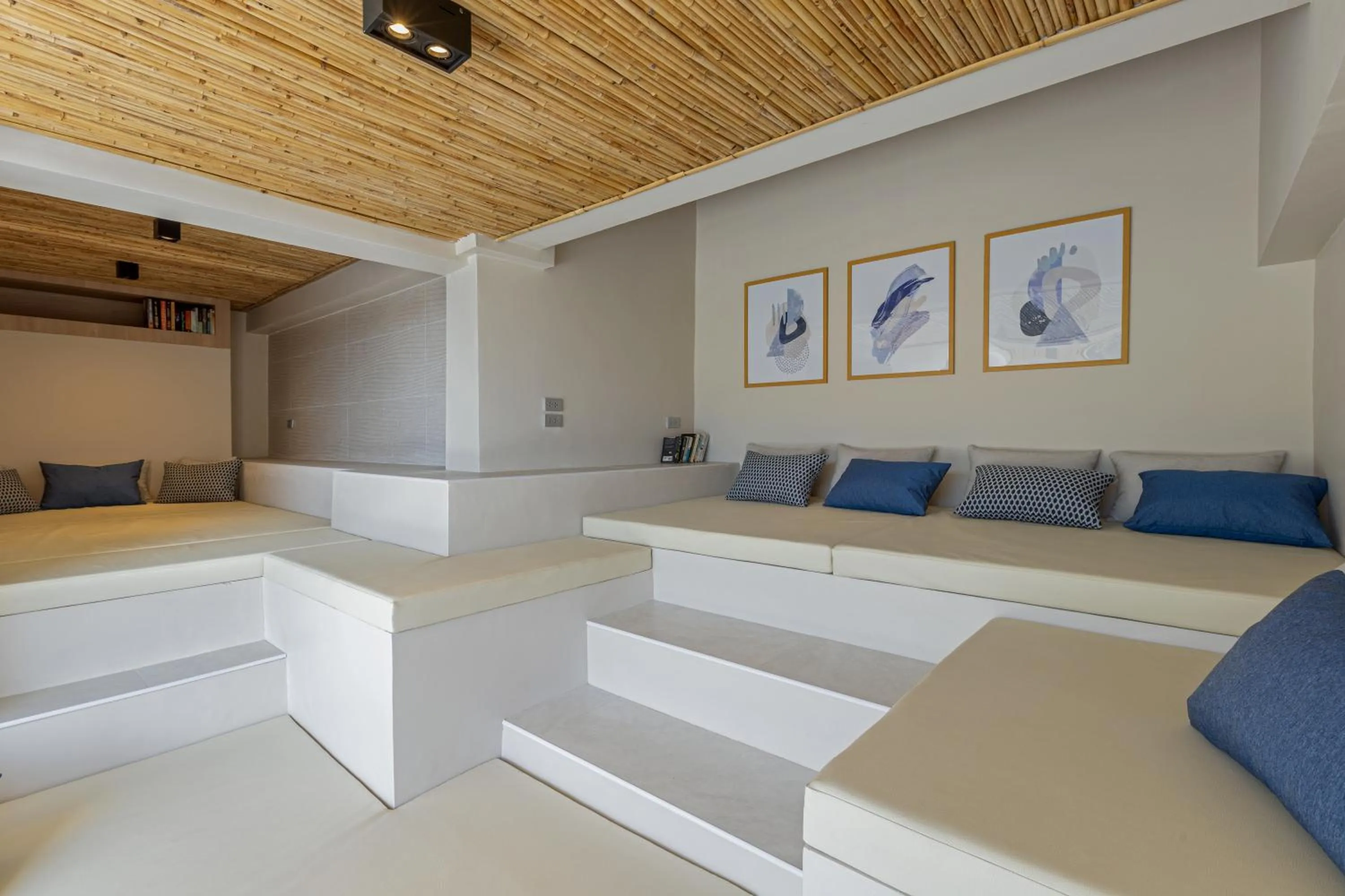 Library in Amala Grand Bleu Resort Hilltops - SHA