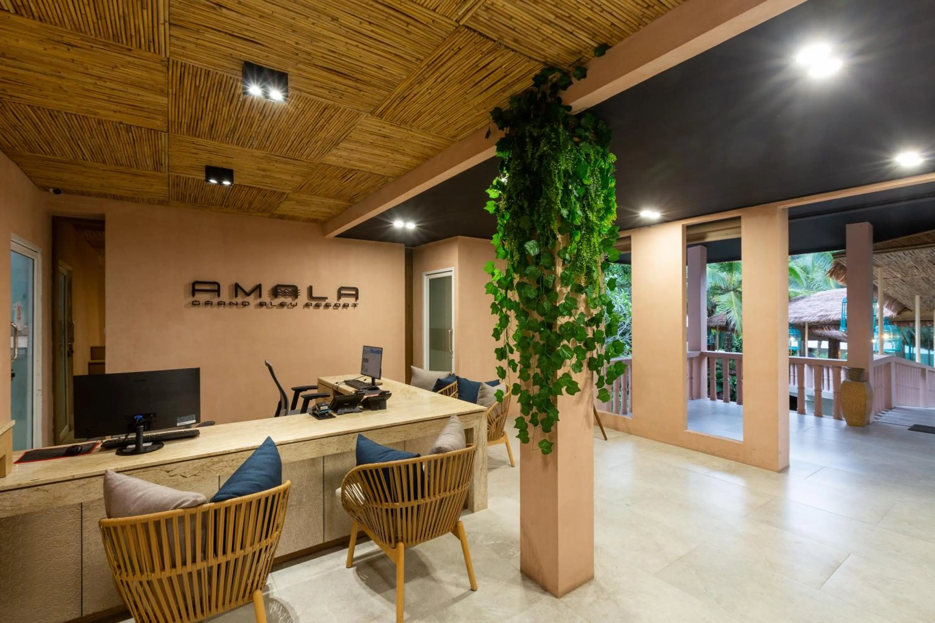 Lobby or reception in Amala Grand Bleu Resort Hilltops - SHA