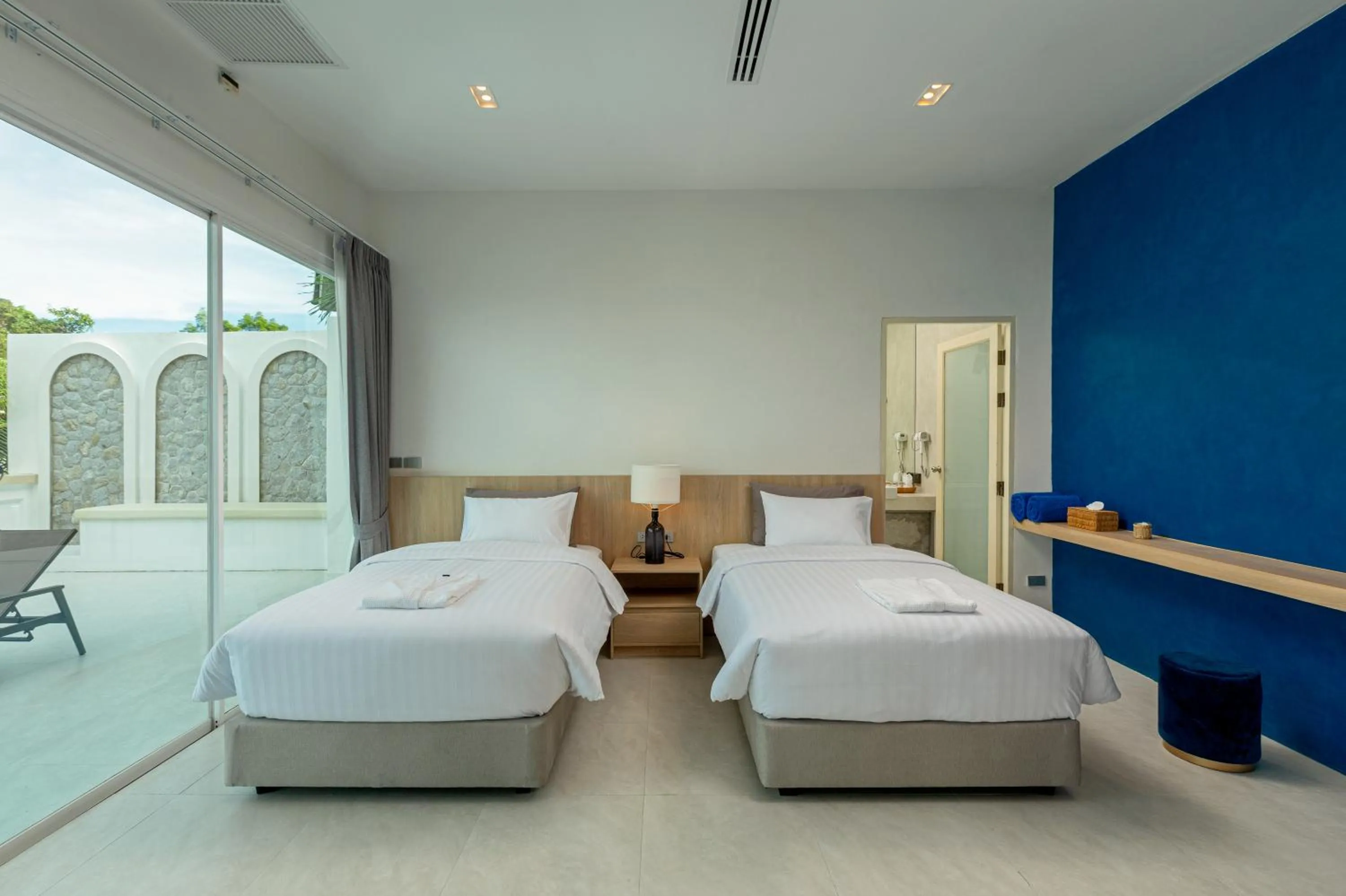 Bed in Amala Grand Bleu Resort Hilltops - SHA