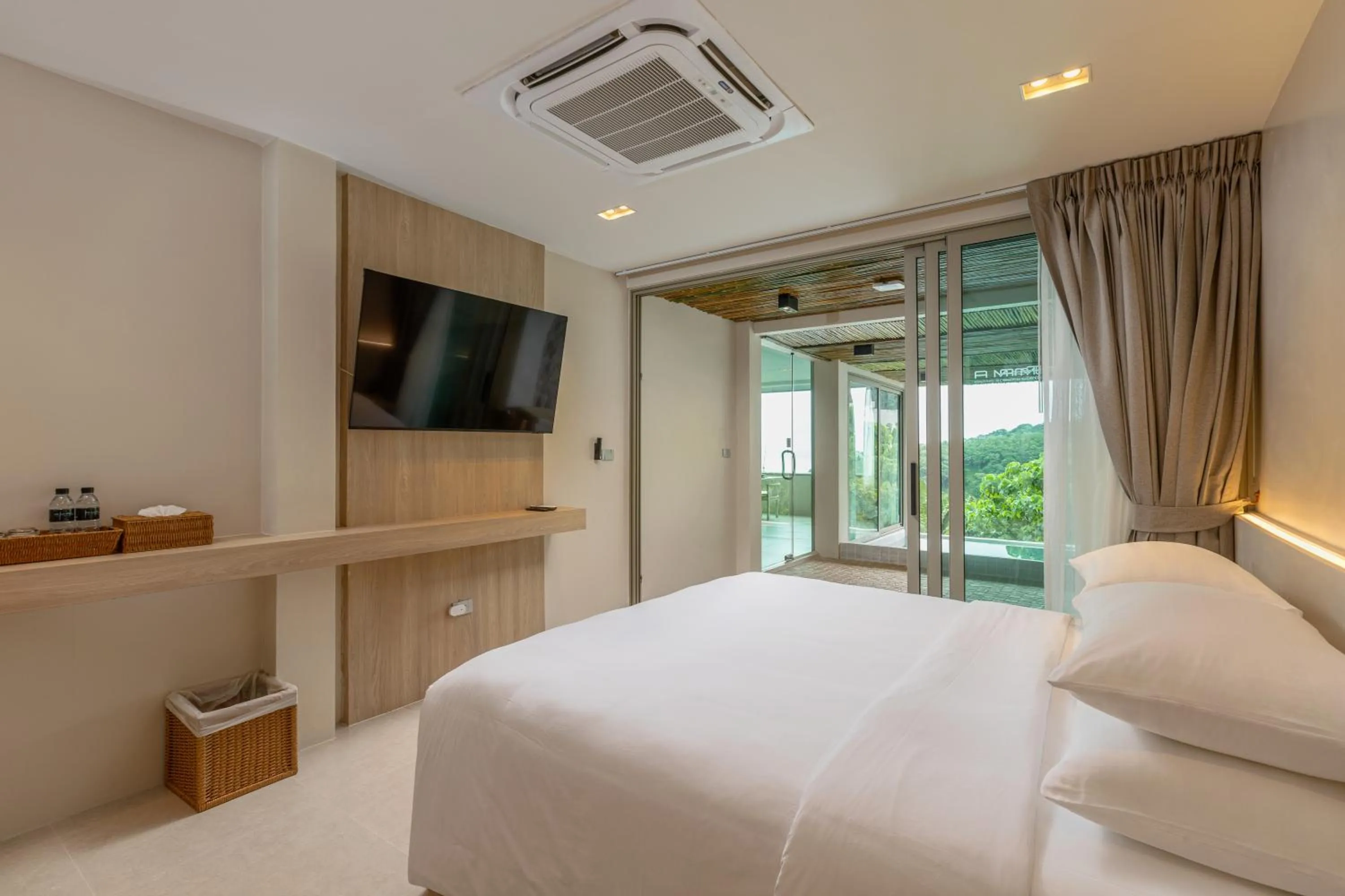 Bed in Amala Grand Bleu Resort Hilltops - SHA