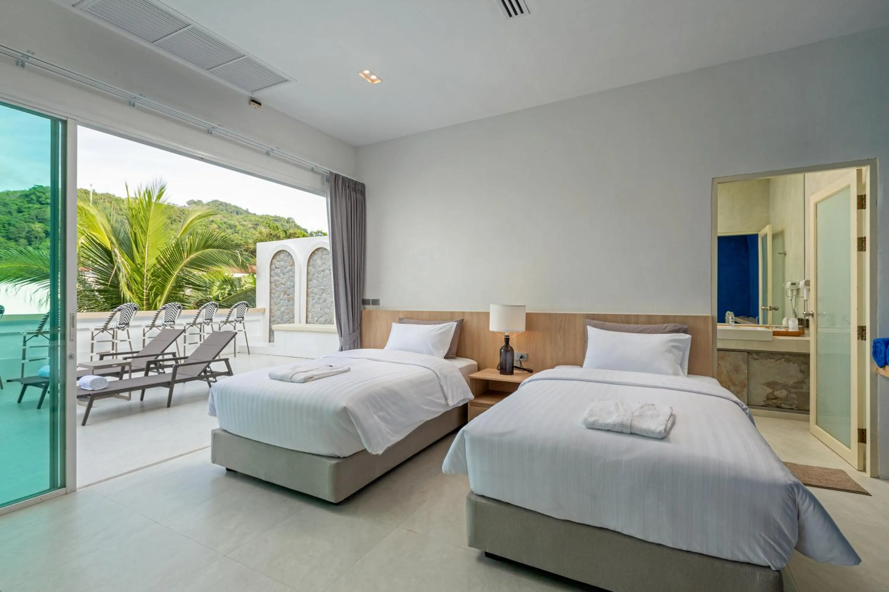 Bedroom, Bed in Amala Grand Bleu Resort Hilltops - SHA