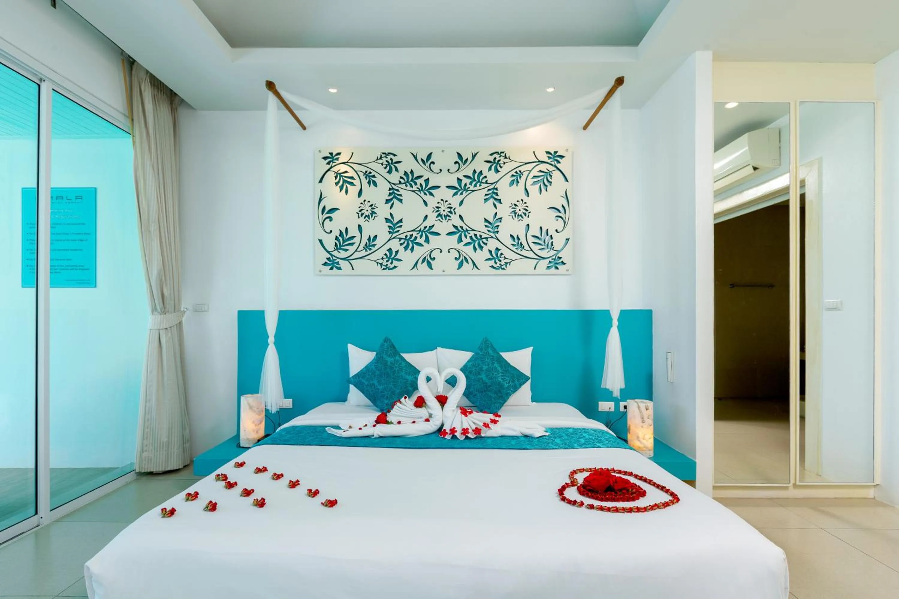 Decorative detail, Bed in Amala Grand Bleu Resort Hilltops - SHA