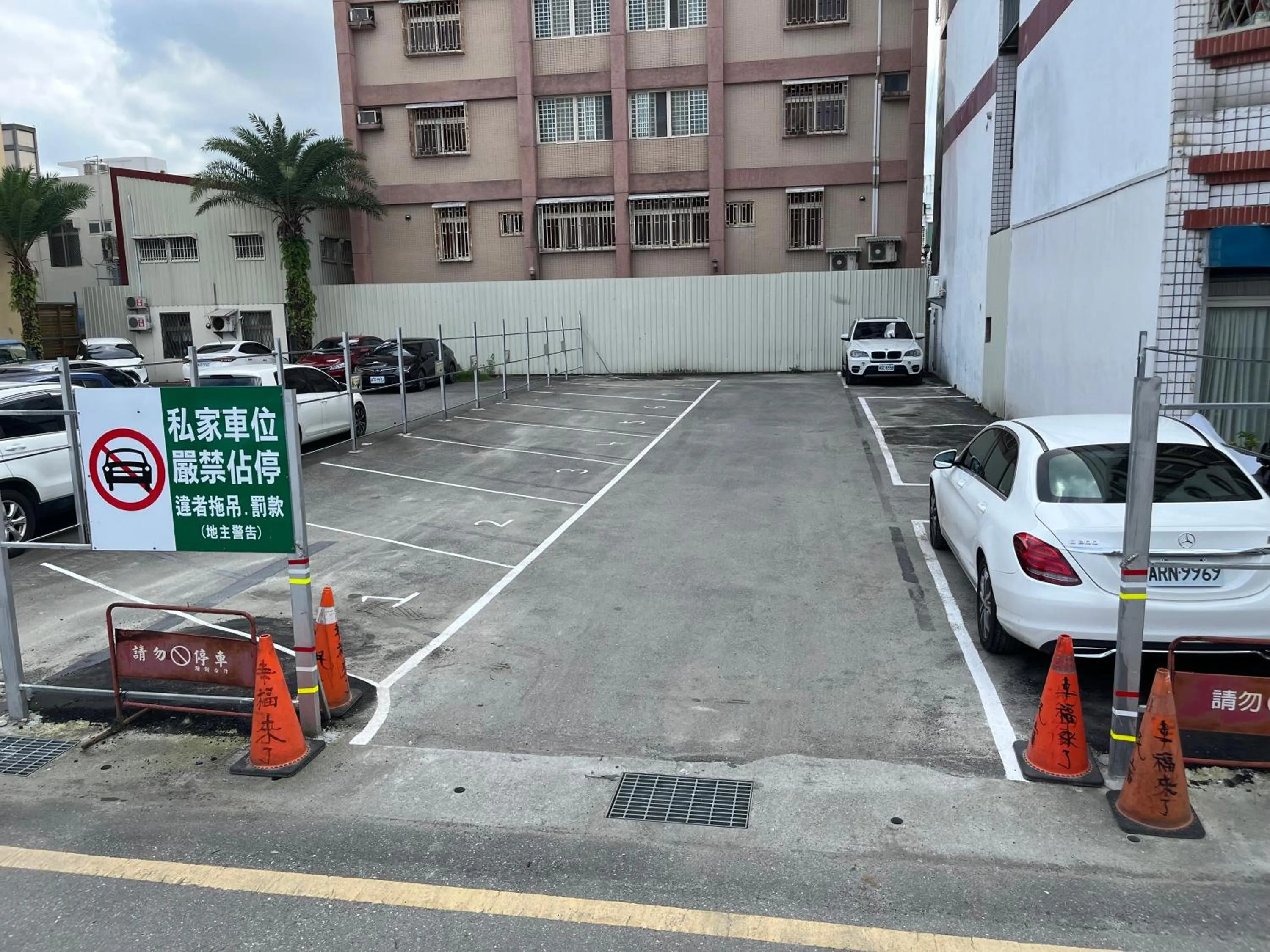 Property building in Happiness is coming(Near Hualien Railway Station)