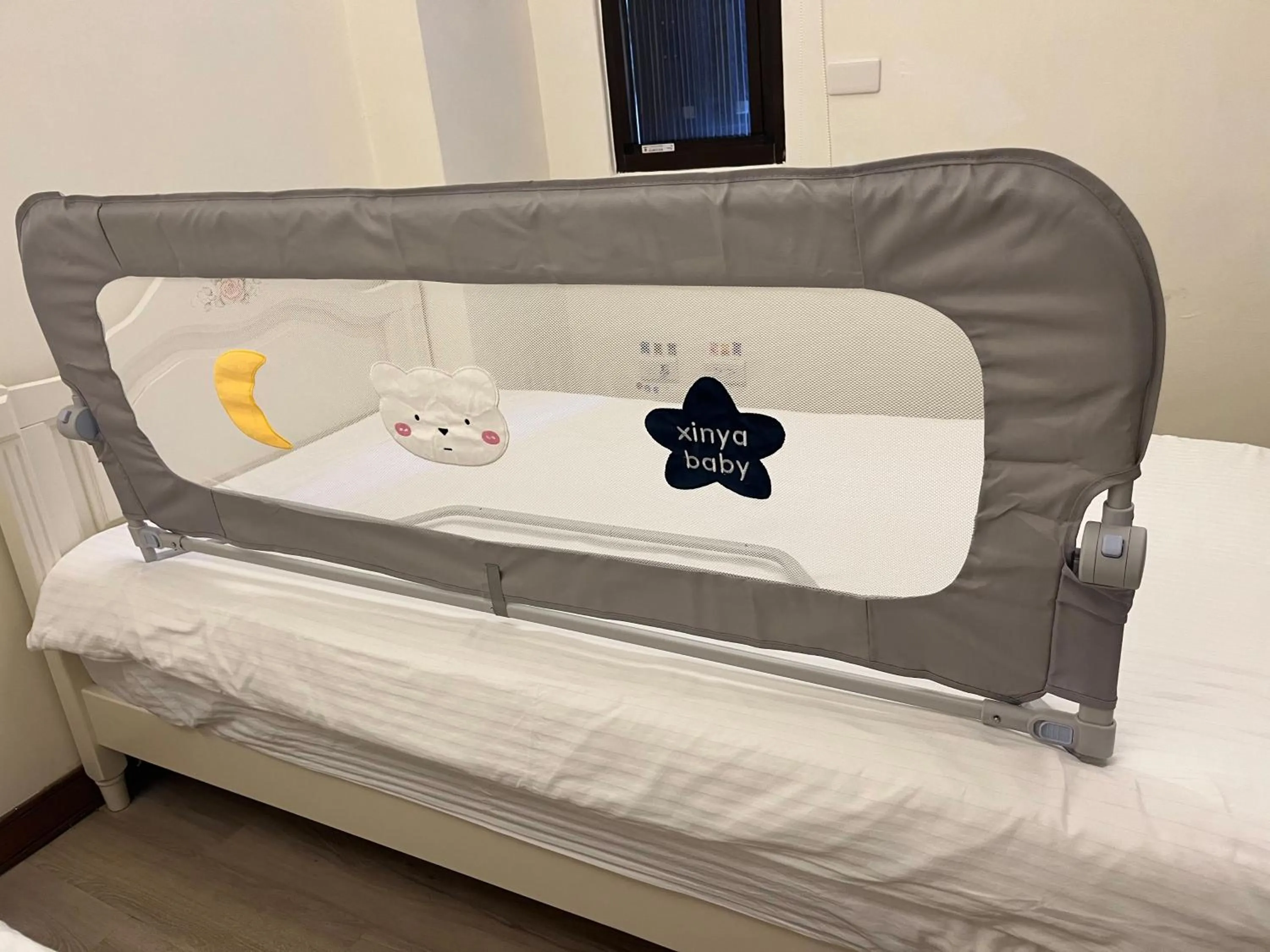 cot, Bed in 幸福來了-近花蓮火車站 寵物友善 電梯民宿