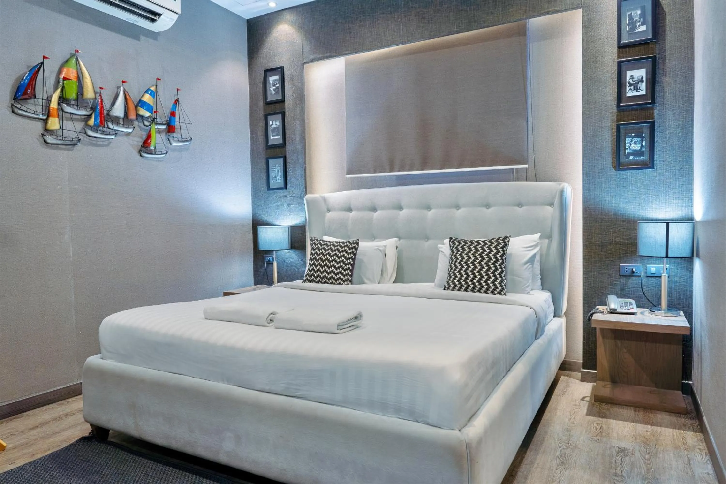 Bedroom, Bed in The Printing House Poshtel