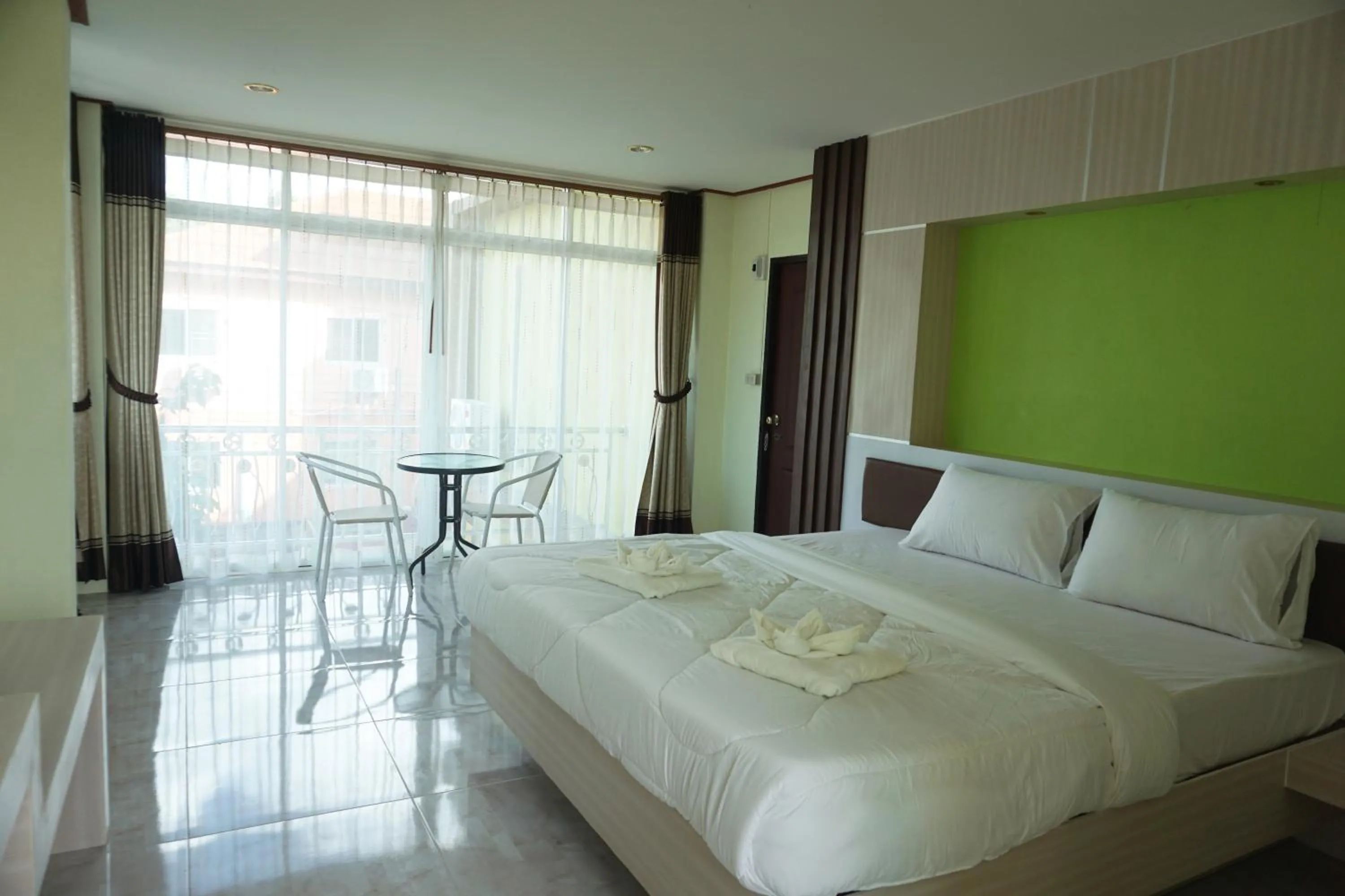 Bedroom, Bed in Honey Hotel Chiang Saen