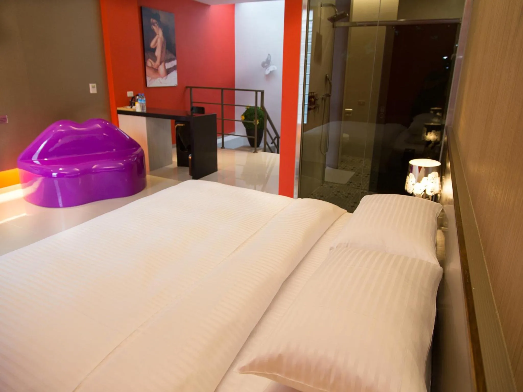 Bed in Hoya Resort Hotel Kaohsiung