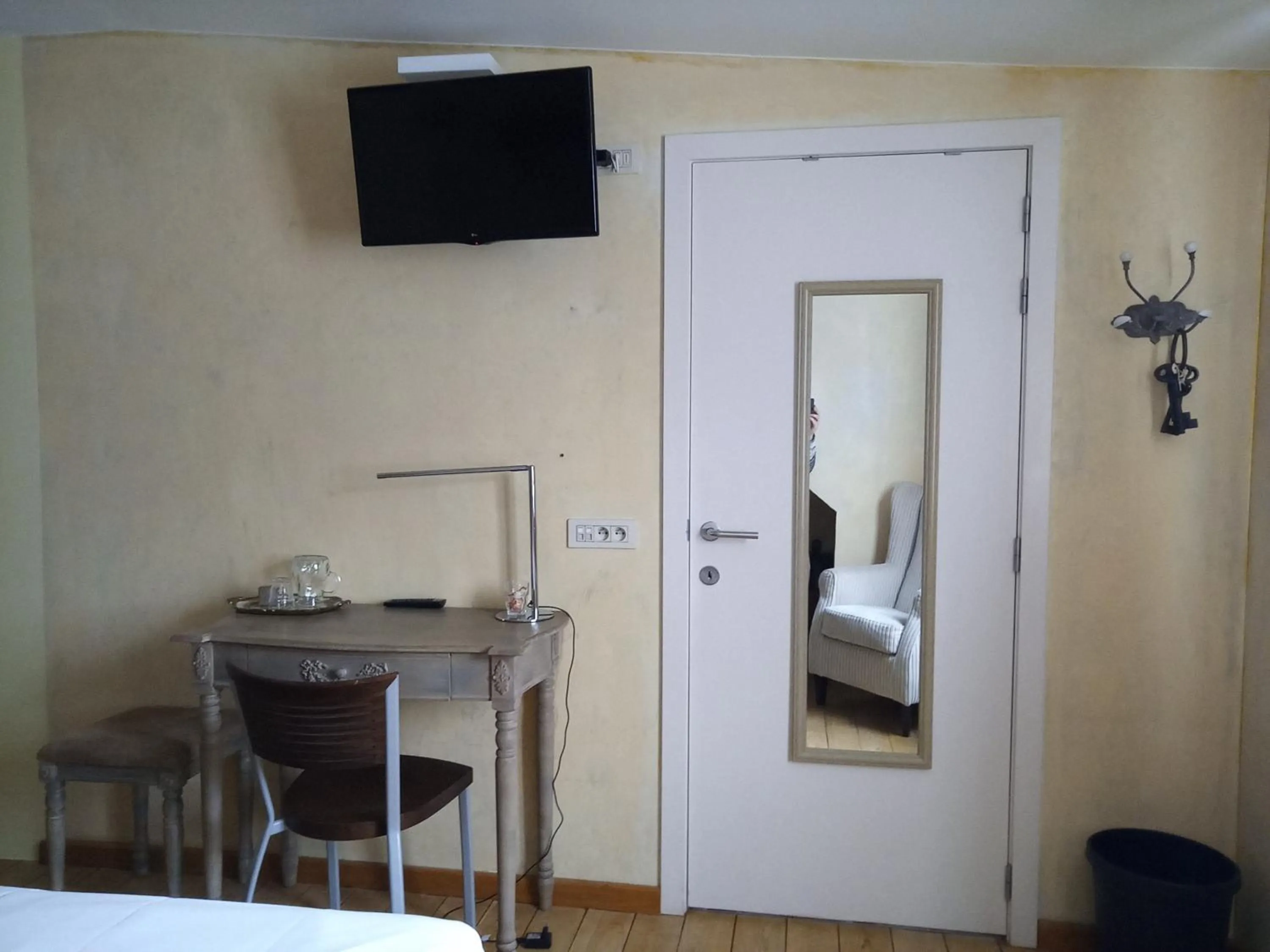 Bedroom in Focus Hotel