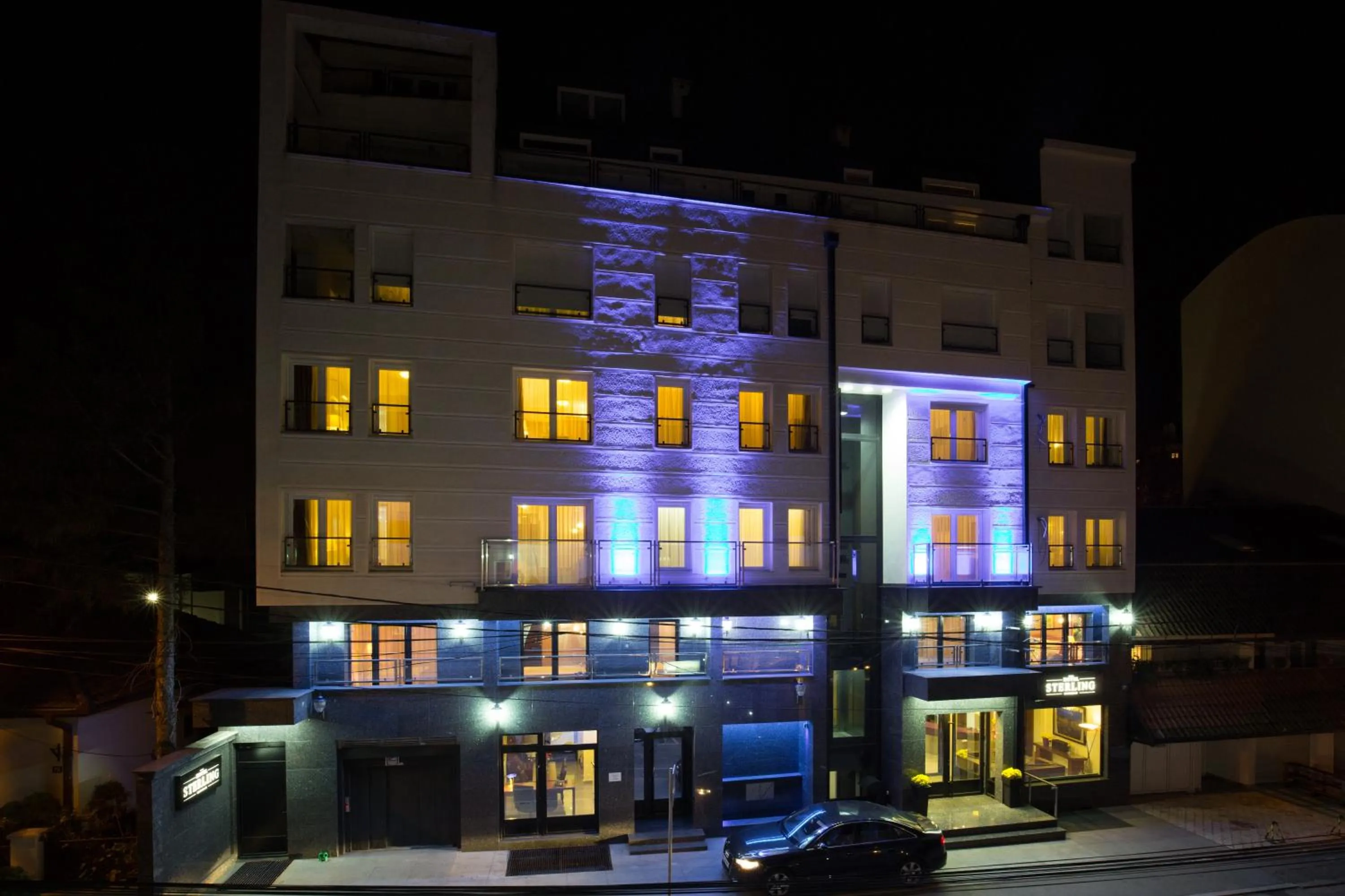 Property building in Hotel Sterling Garni