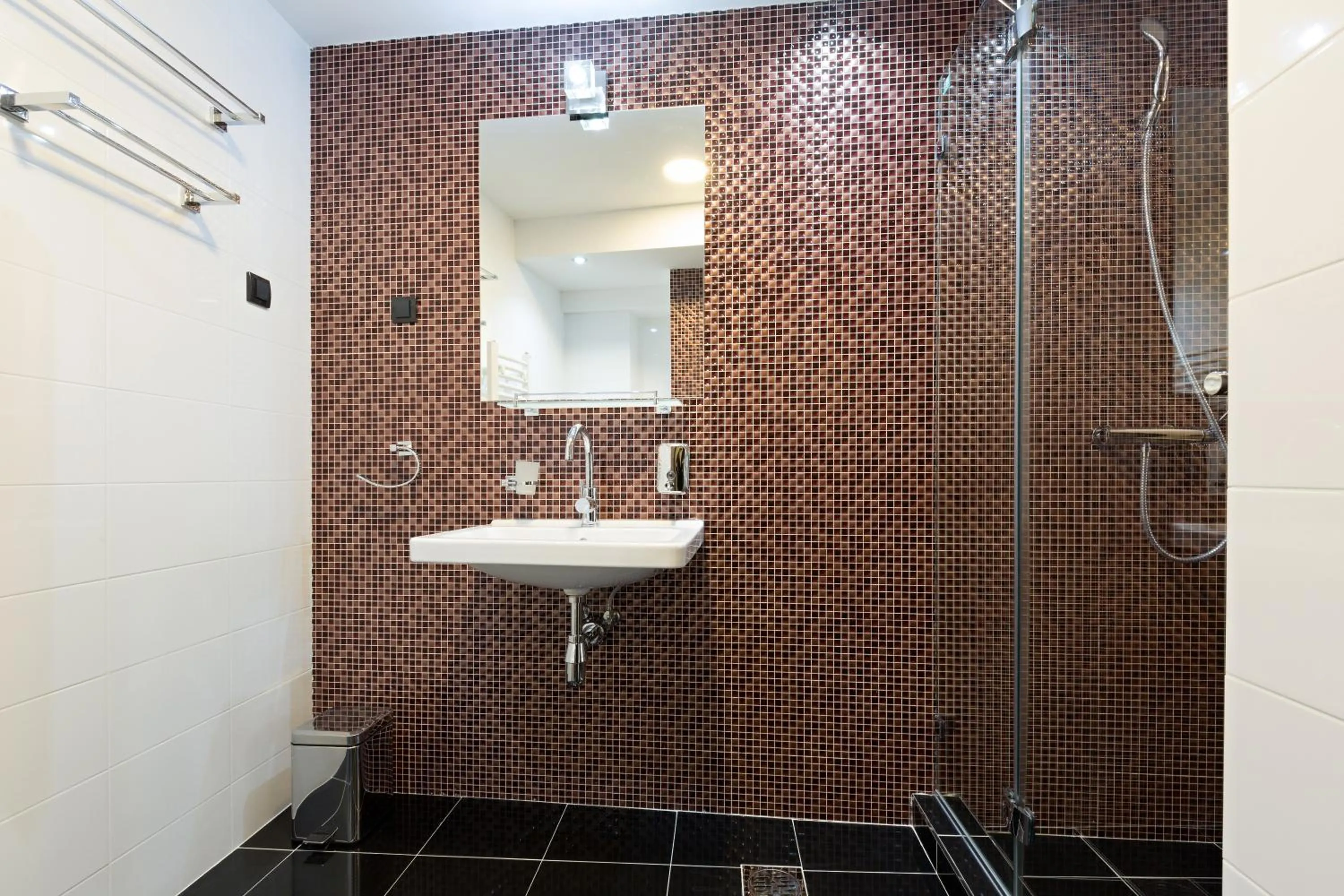 Bathroom in Hotel Sterling Garni