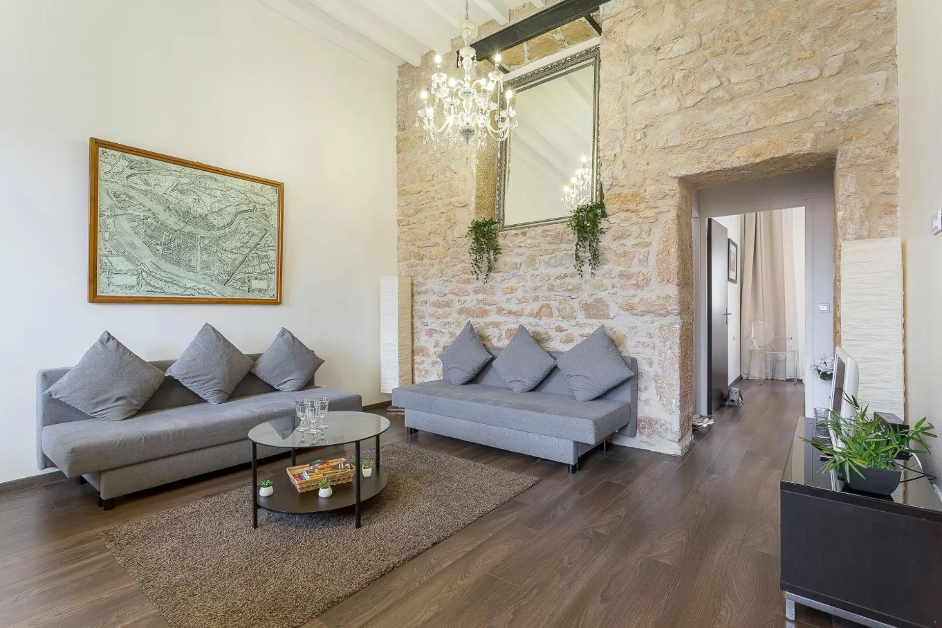 Living room in LE JACQUARD Garage Lyon Centre pour 2 à 8 pers