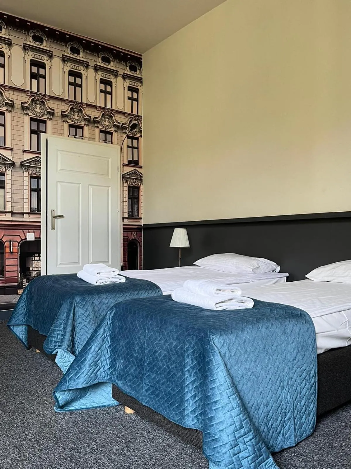 Bed in Good Time Residence