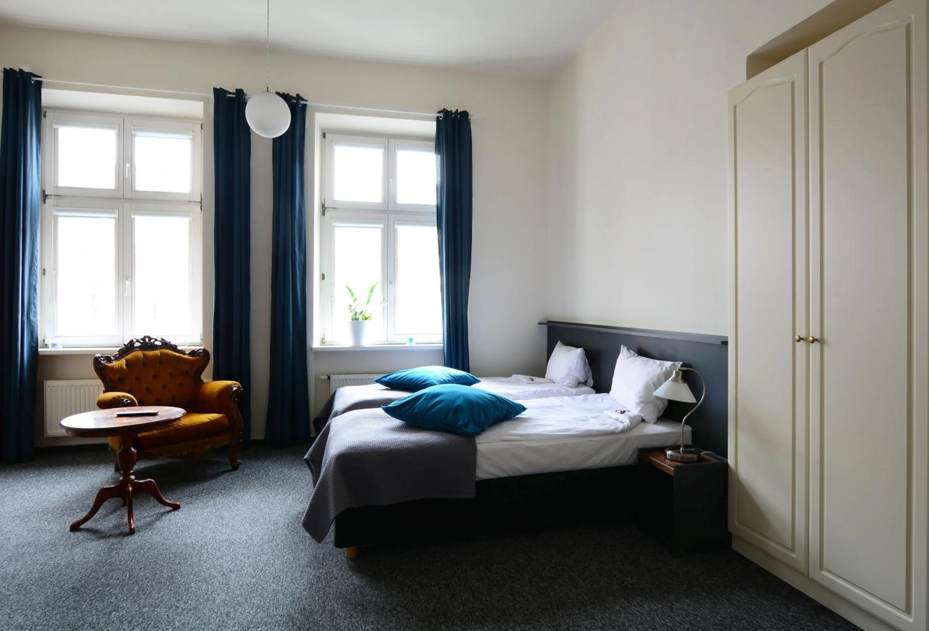 Bed in Good Time Residence