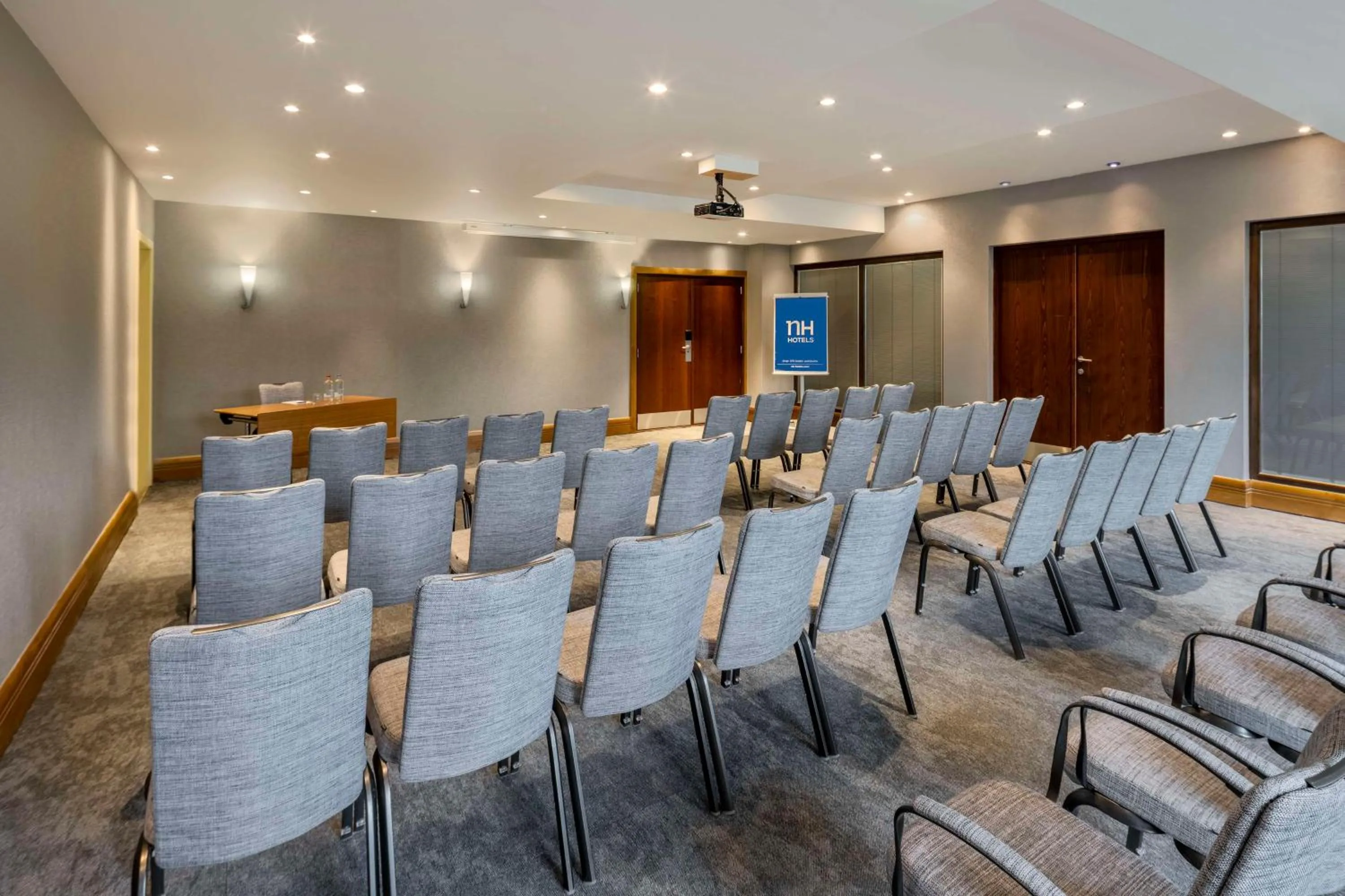 Meeting/conference room in NH Brussels Airport