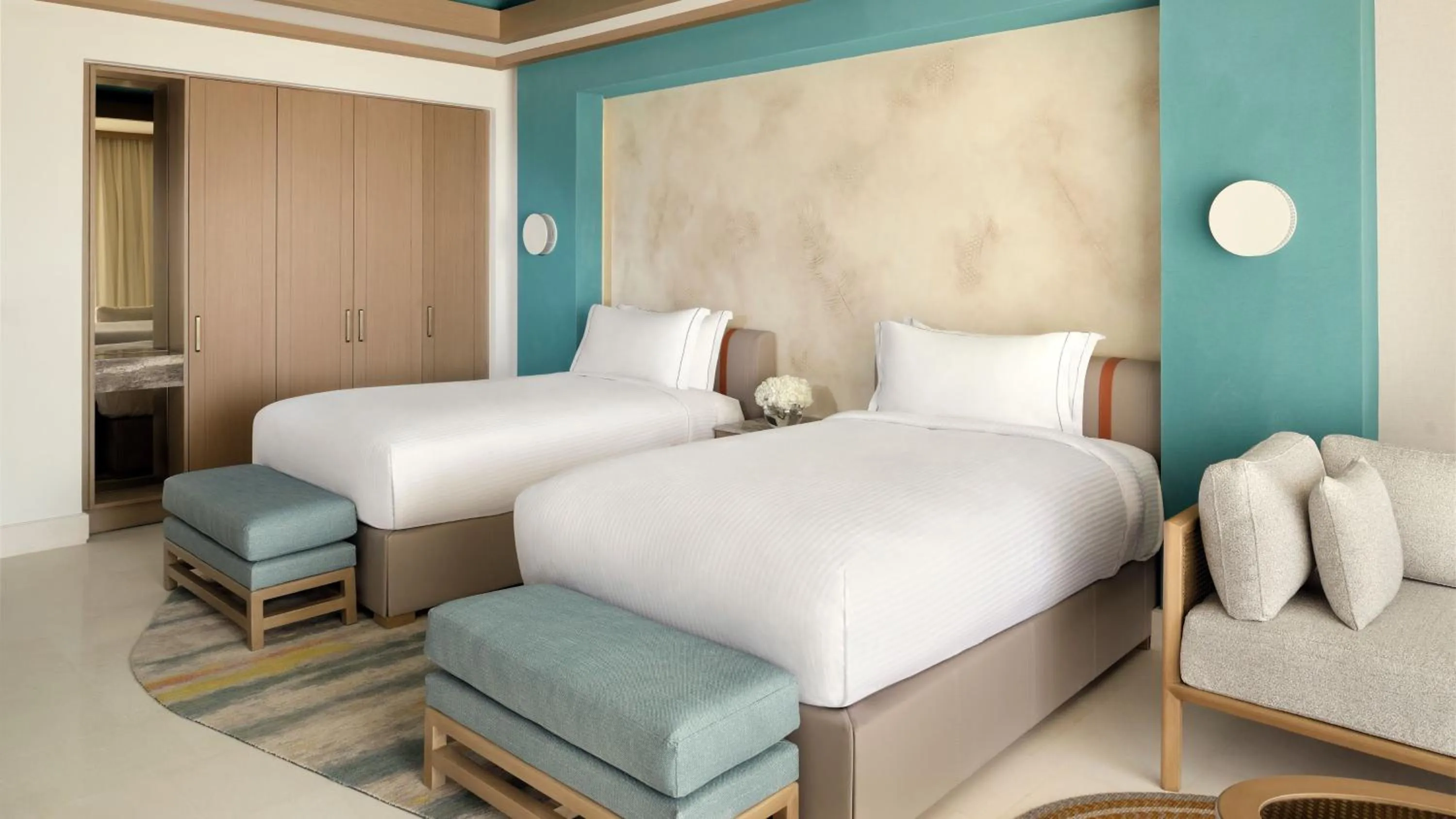 Photo of the whole room, Bed in InterContinental Durrat Al Riyadh Resort & Spa by IHG