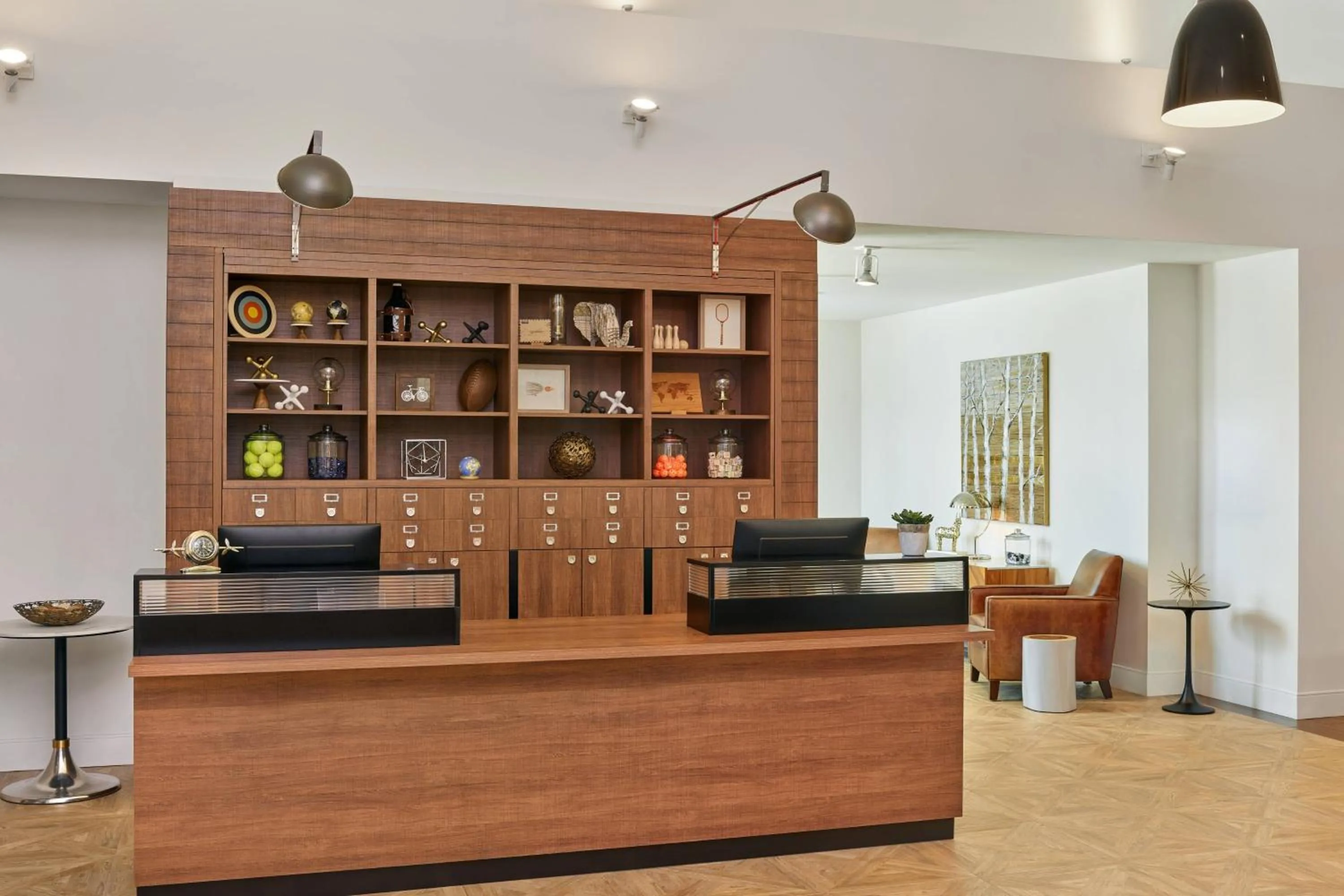 Lobby or reception in Four Points by Sheraton Dallas Fort Worth Airport North